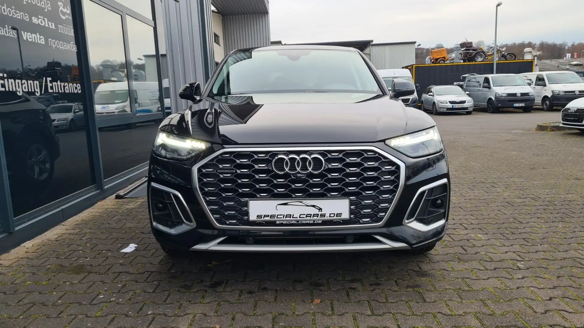 Audi Q5 Sportback 40 TFSI quattro S line -PANO-MATRIX Schwarz - 2