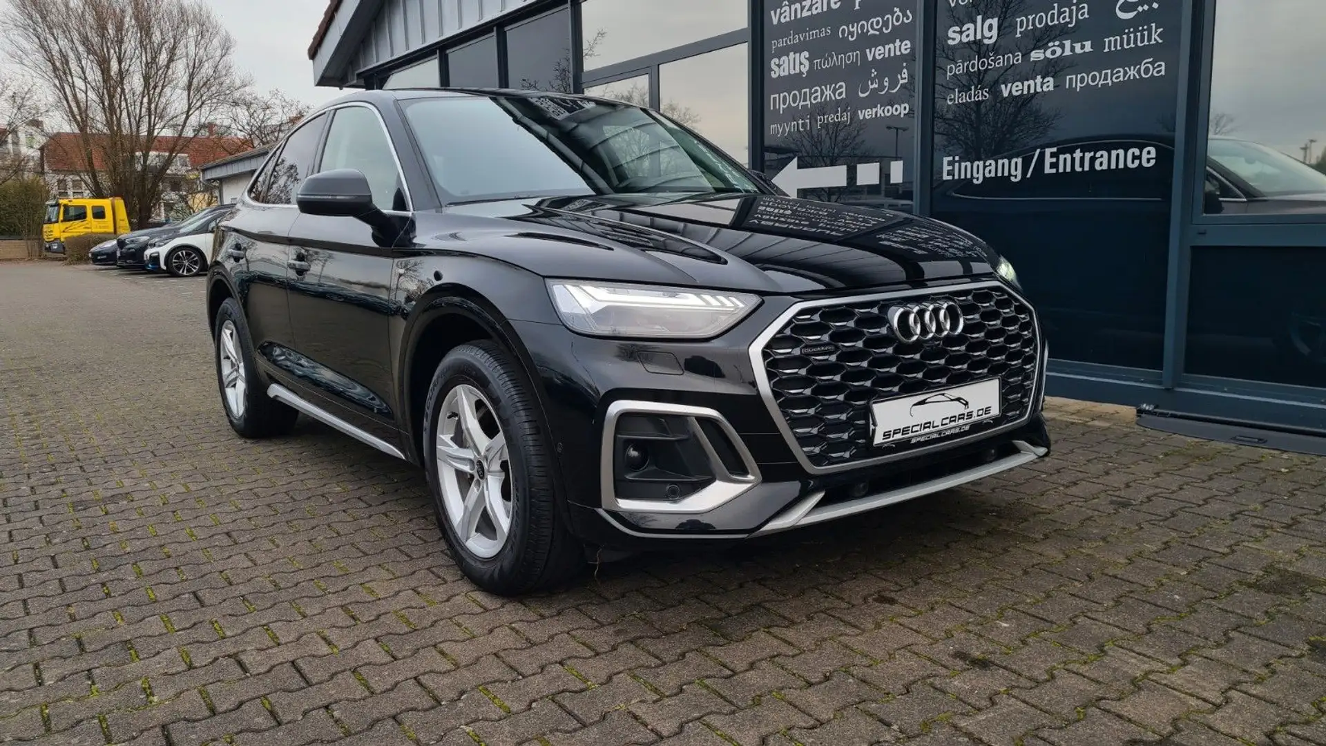 Audi Q5 Sportback 40 TFSI quattro S line -PANO-MATRIX Schwarz - 1