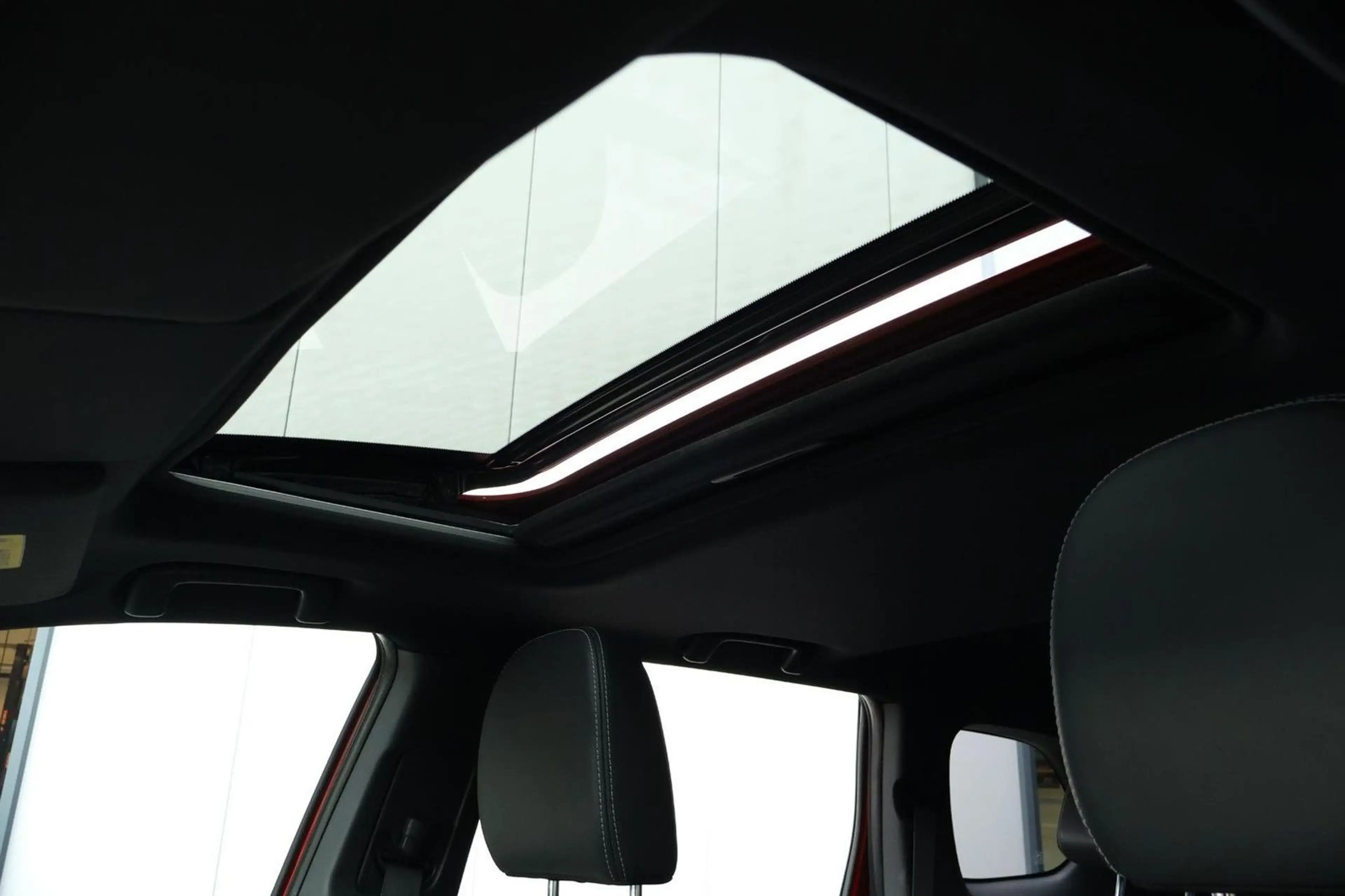 Mitsubishi Outlander 2.4 PHEV S-Edition / Pano / Stuur en s — photo 13