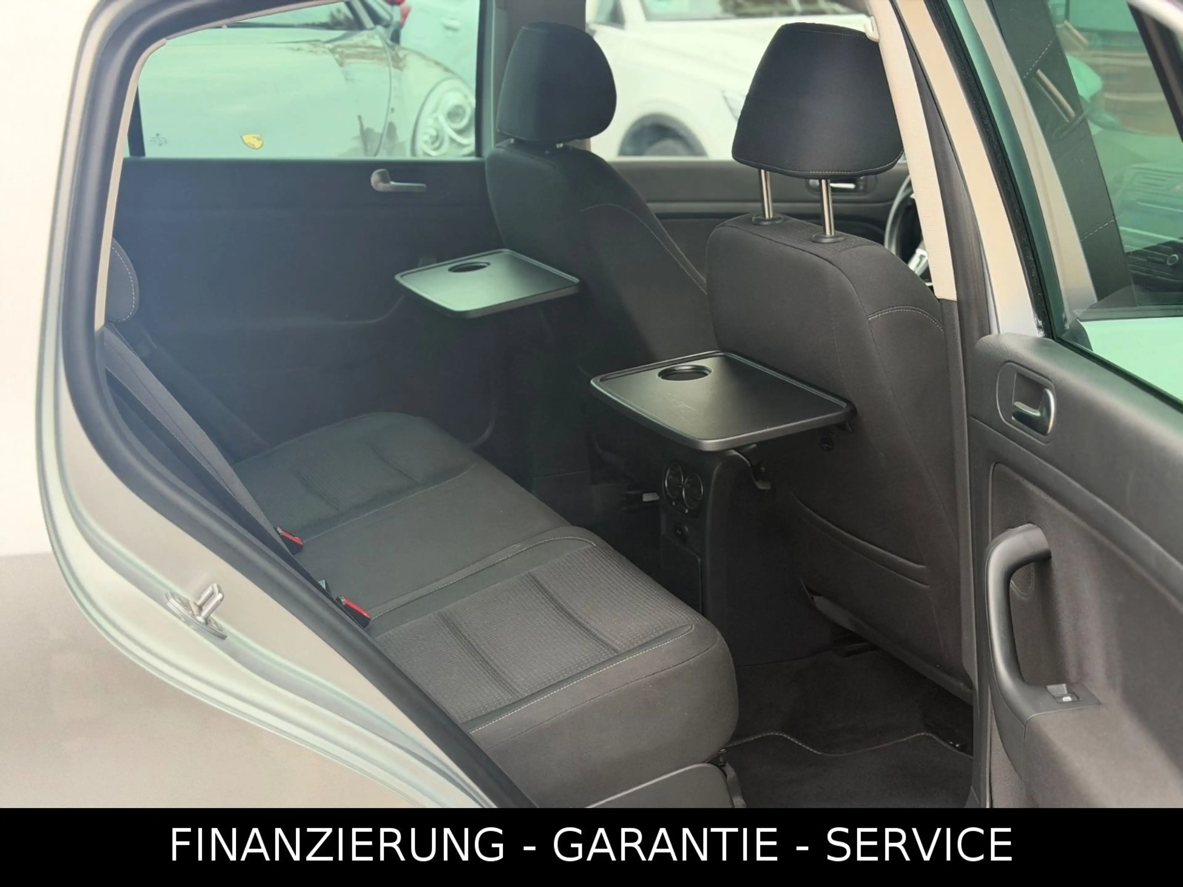 Volkswagen Golf Plus VI Team 1,6TDI/KLIMA/SHZ/PDC/STANDHZ. — photo 7
