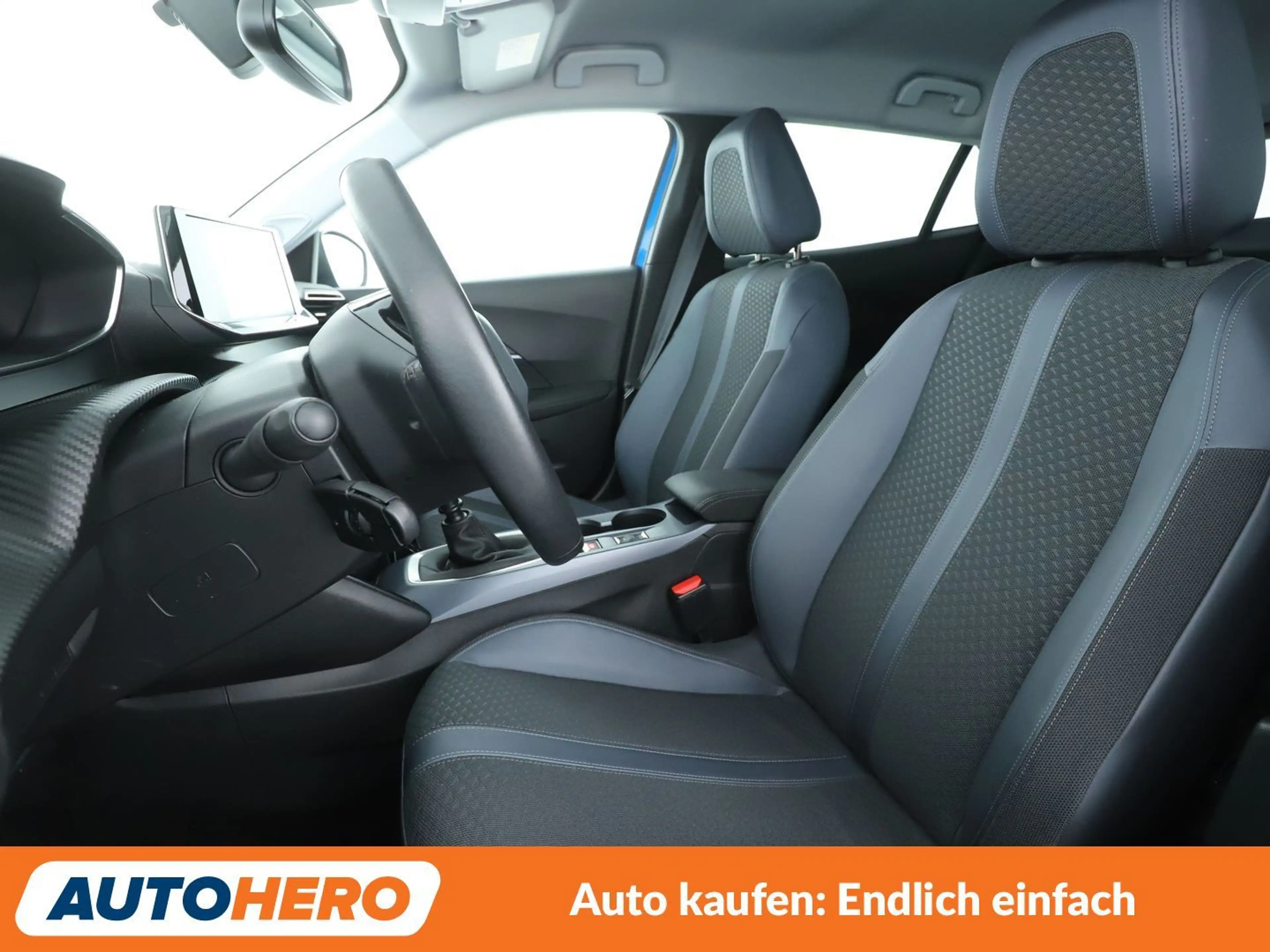 Peugeot 2008 1.2 PureTech Allure*NAVI*TEMPO*CAM*PDC*SHZ* — photo 10