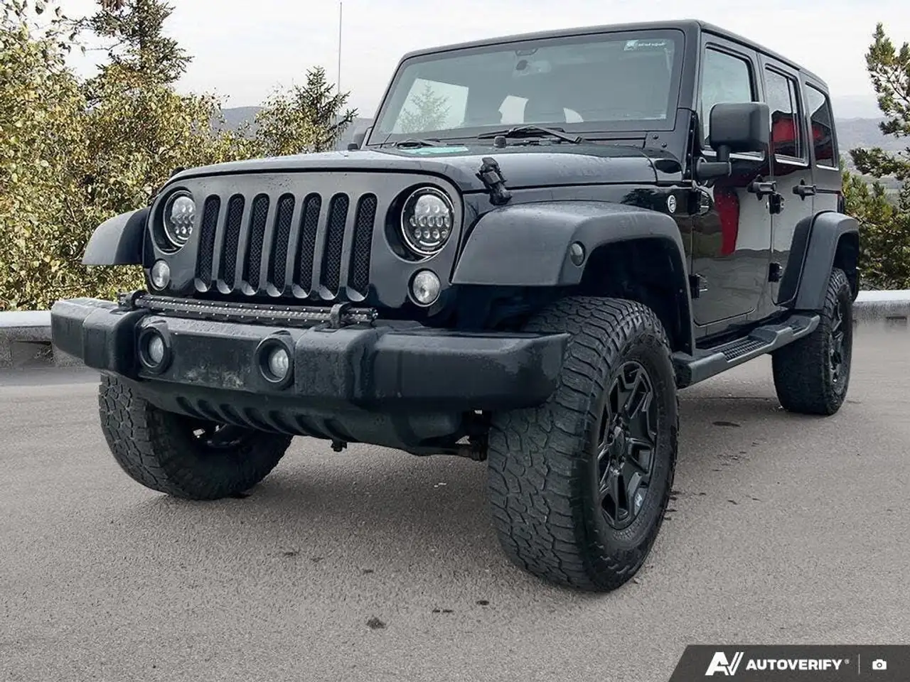 Jeep Wrangler снимка Jeep Wrangler