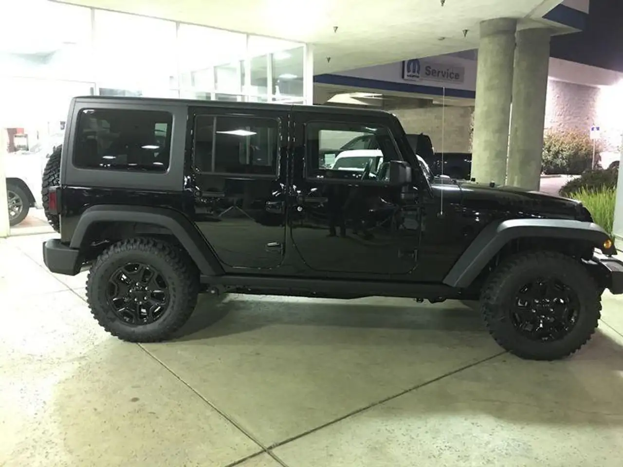 Jeep Wrangler снимка Jeep Wrangler