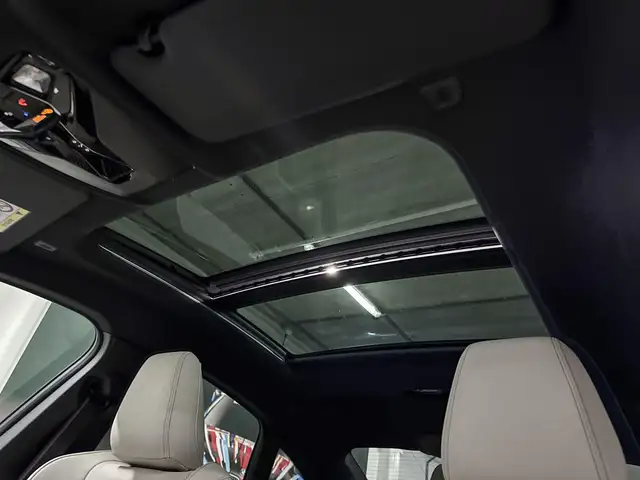 BMW 2 Series view 11