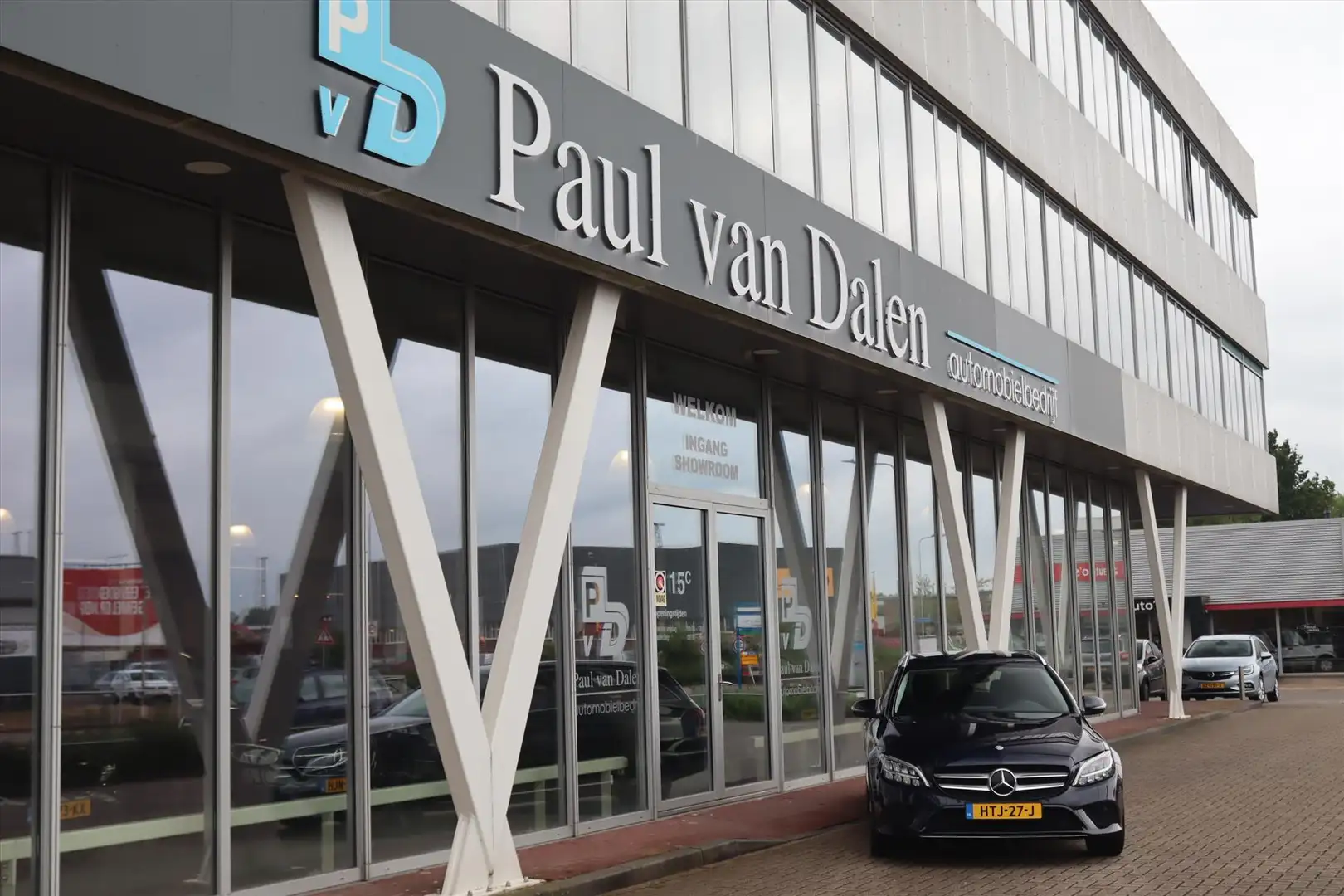 Mercedes-Benz C 300 Estate C300e 320PK PHEV AUTOMAAT Navi | Cruise | M Blauw - 2
