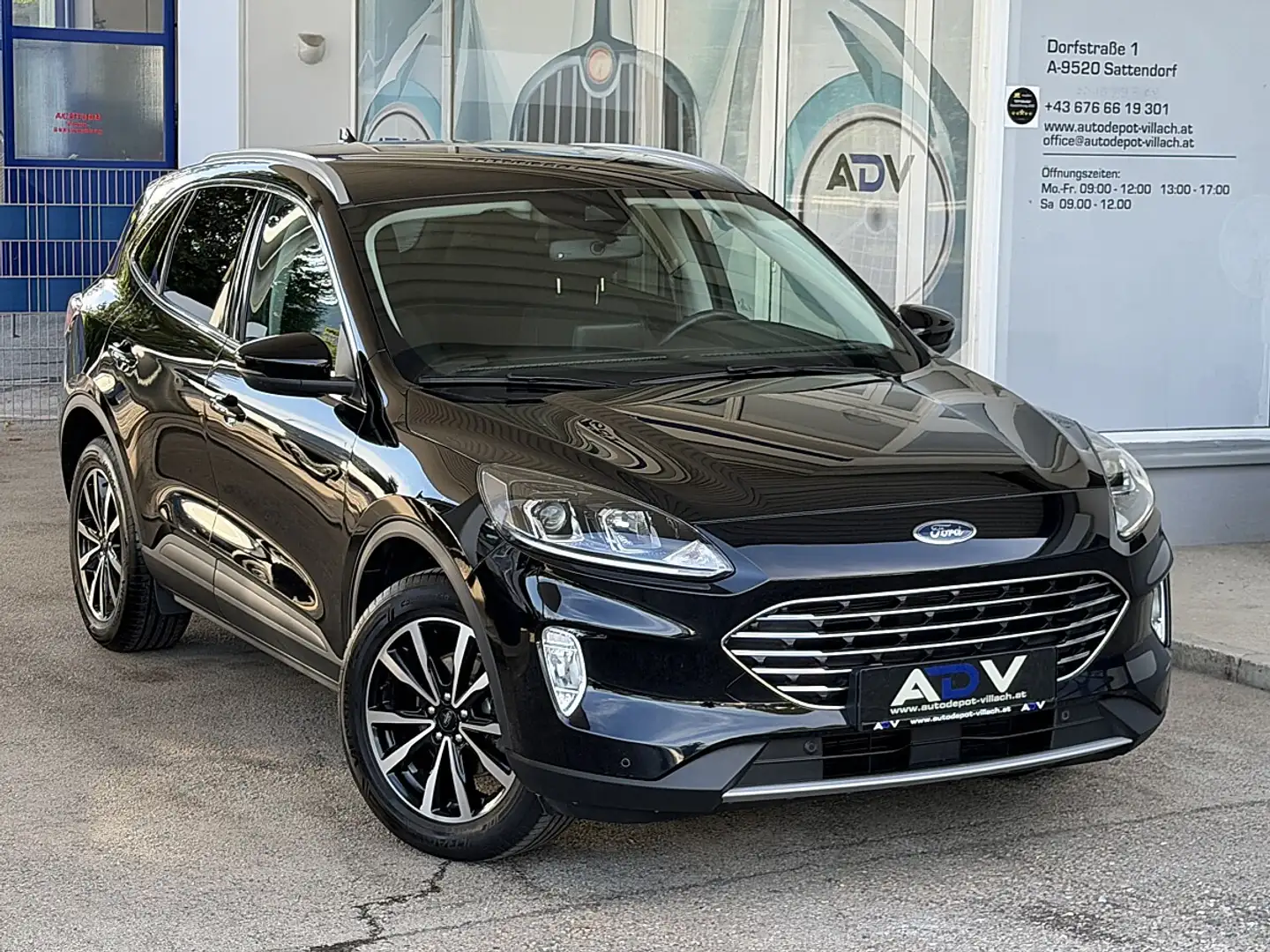 Ford Kuga 2.0 EcoBlue Schwarz - 1