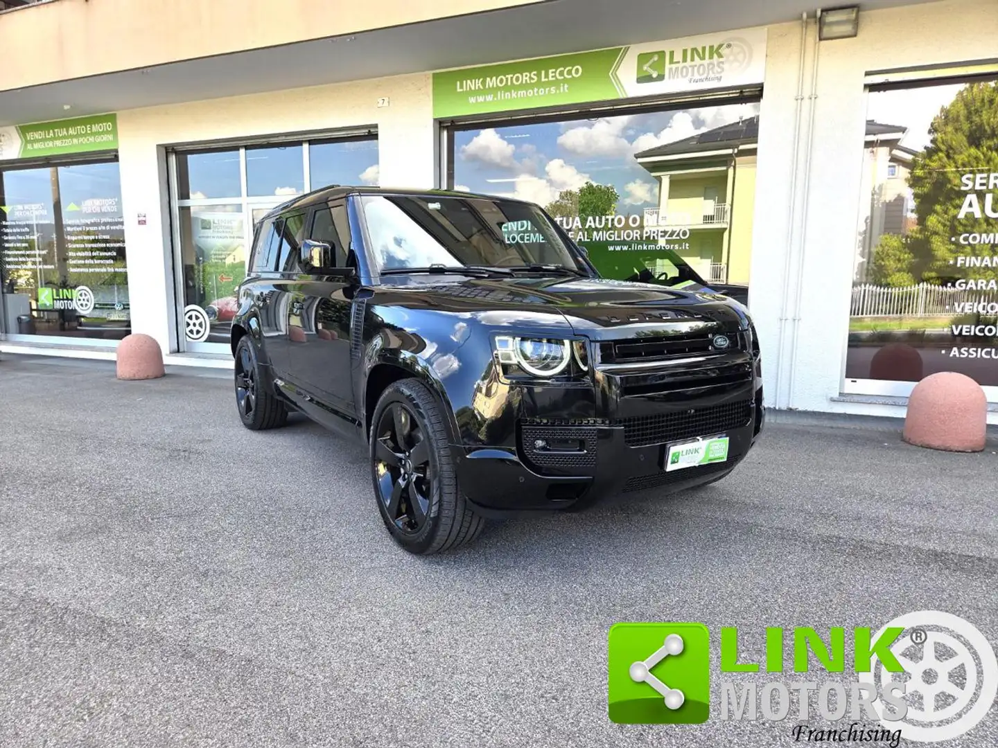 Land Rover Defender 110 3.0D I6 250 CV AWD Auto X-Dynamic SE GARANZIA Negro - 1