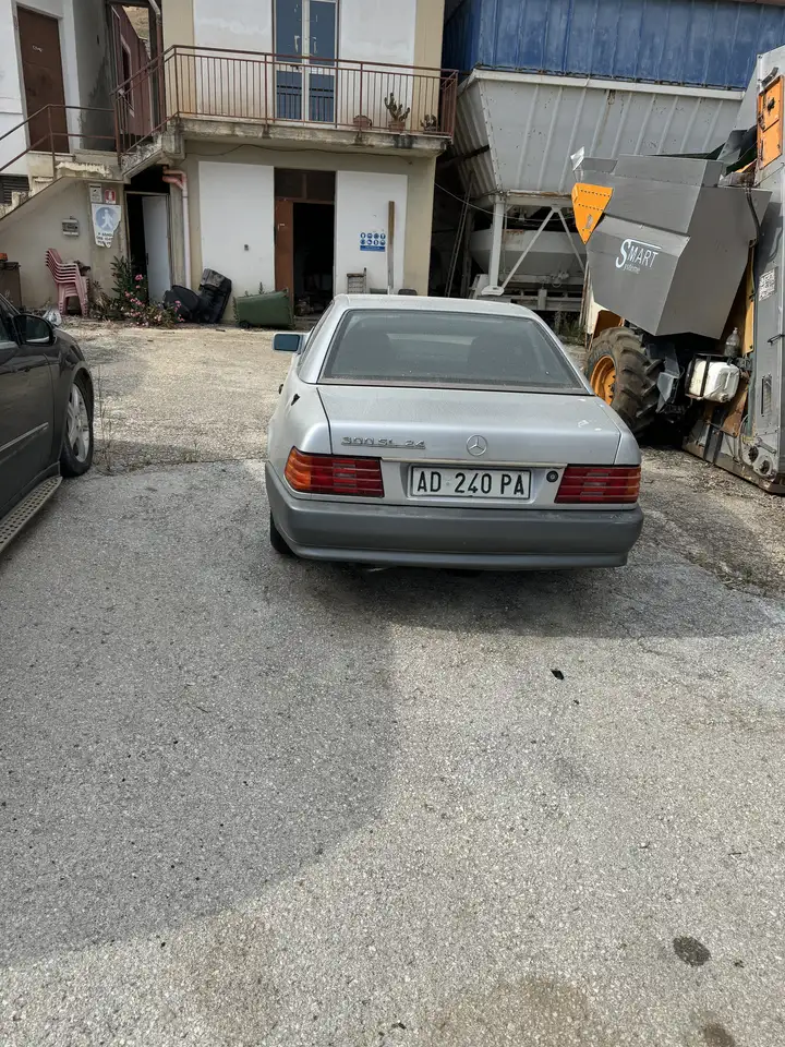 Mercedes-Benz SL 300 24, foto 2