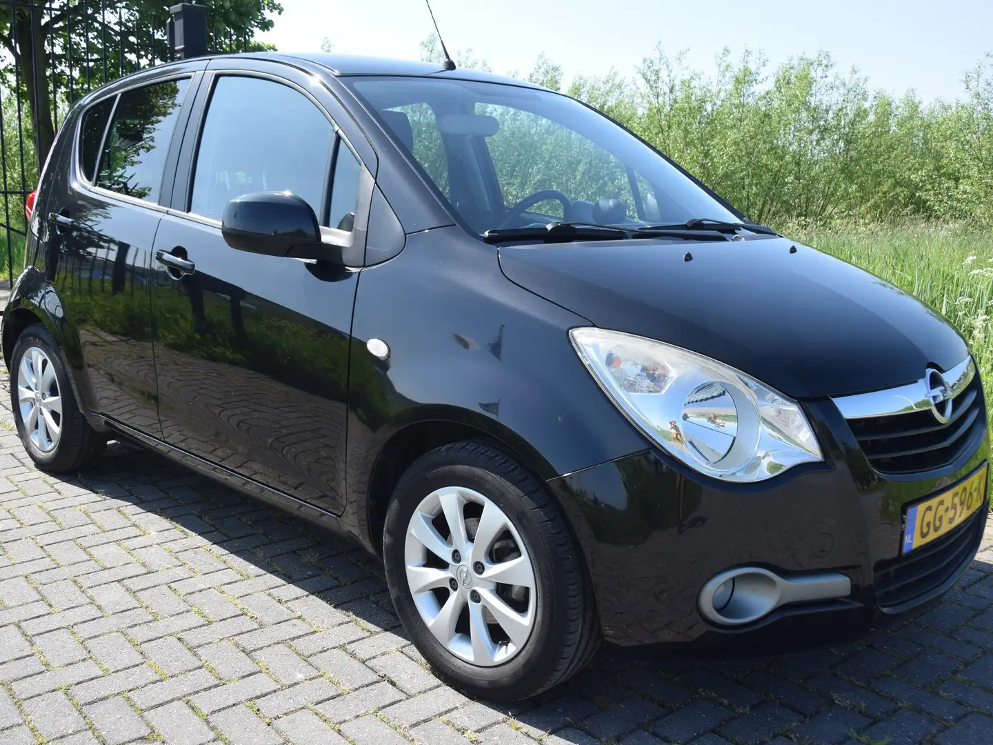 Opel Agila Agila 1.0 Berlin Negro - 2