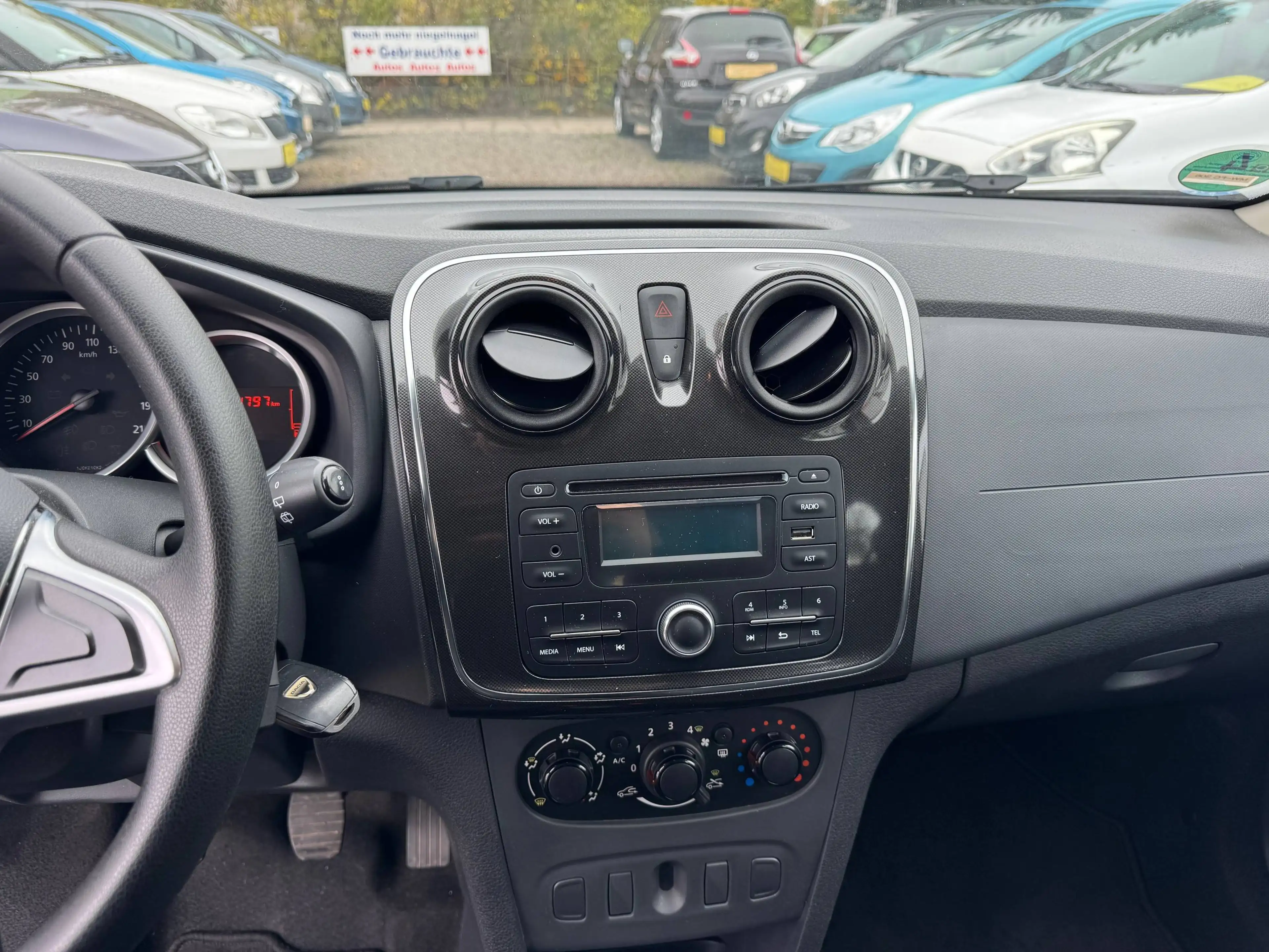 Dacia Logan Ambiance, **1.HAND!** TÜV NEU — photo 8