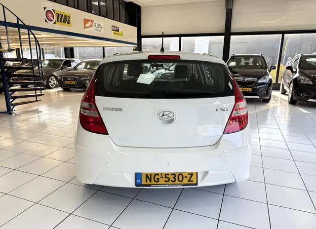Hyundai I30 view 14