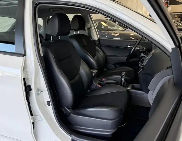 Hyundai I30 view 20