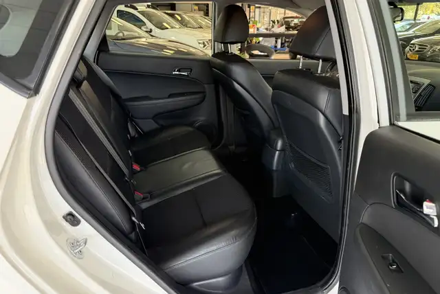 Hyundai I30 view 23