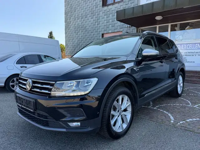 Volkswagen Tiguan Allspace Comfort°7-SITZER°NAVI°KAMERA°AHK