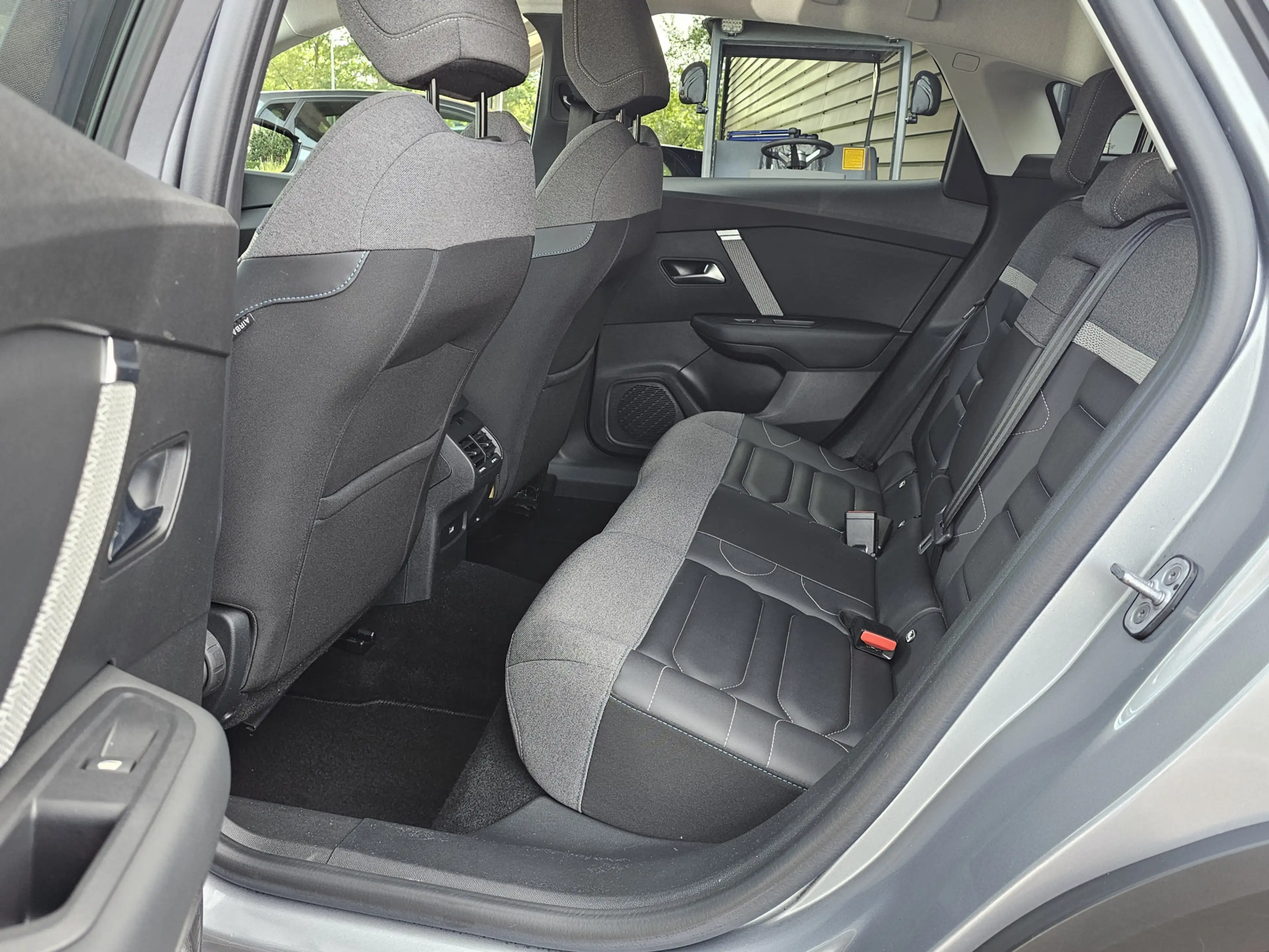 Citroen C4 1.2 Puretech Shine | Automaat | LED | Trekhaak | H — photo 26