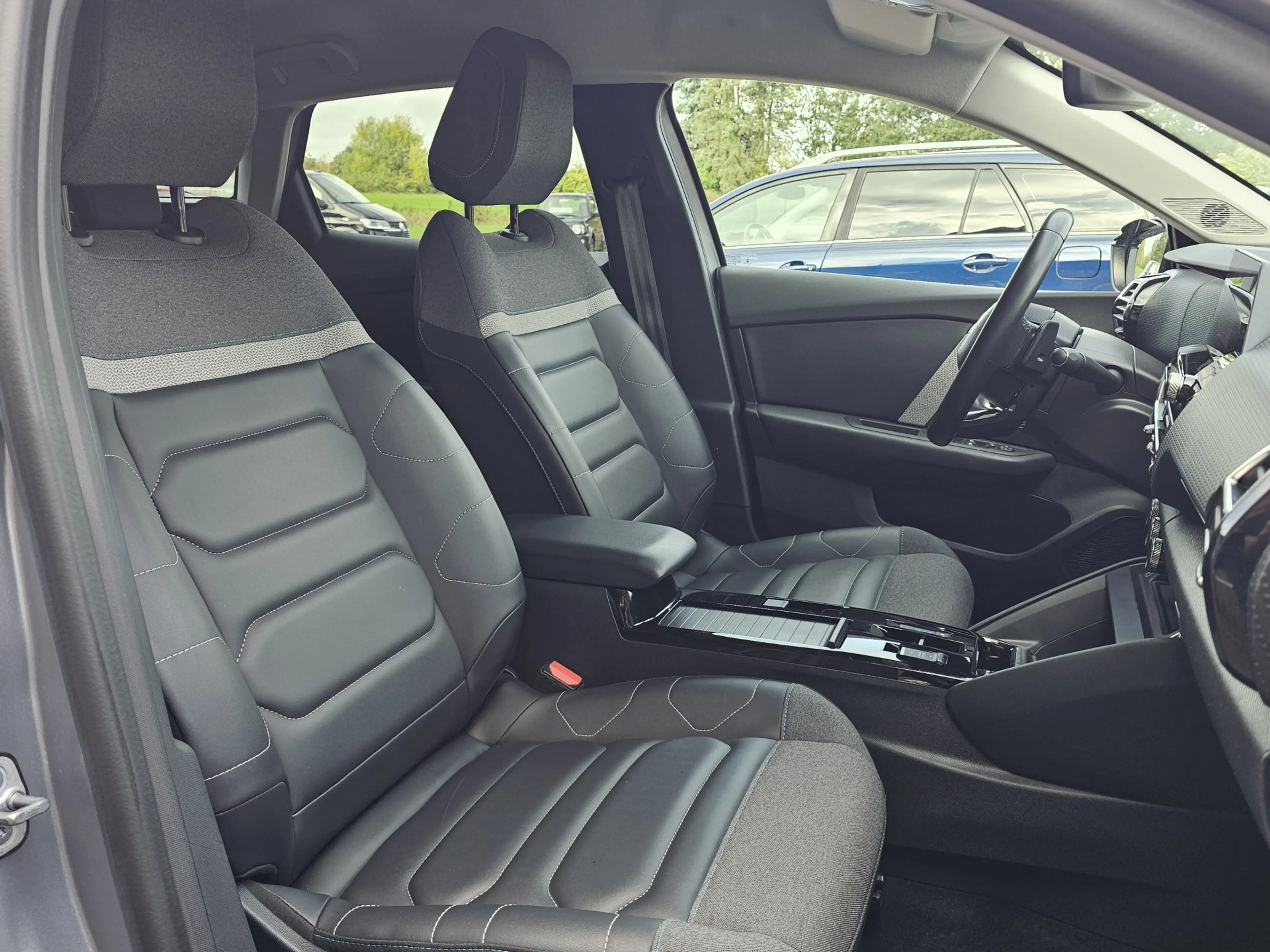 Citroen C4 1.2 Puretech Shine | Automaat | LED | Trekhaak | H — photo 34