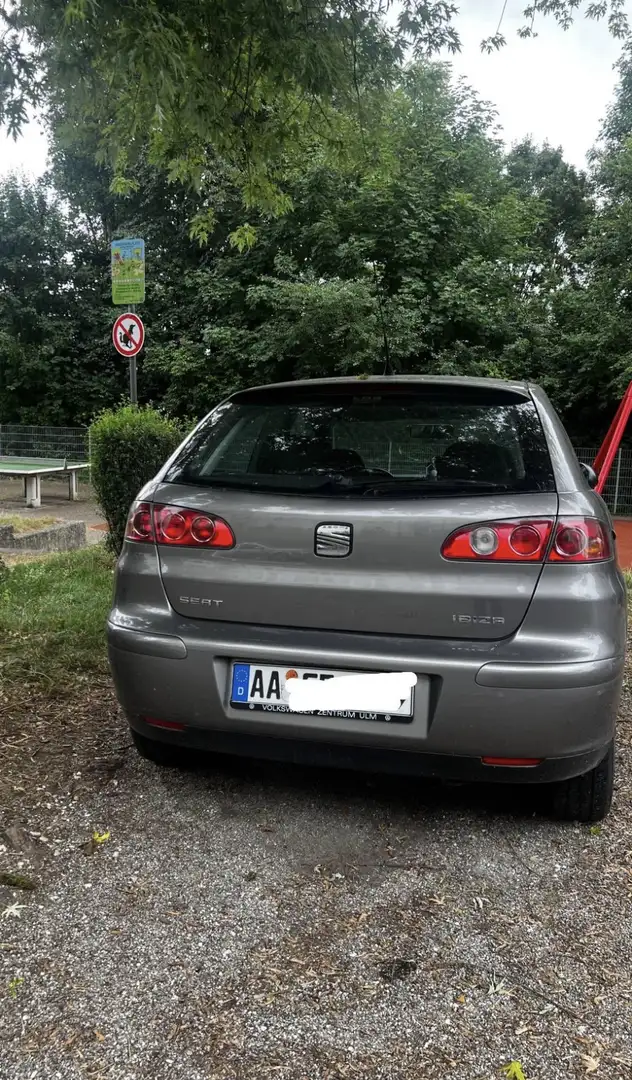 SEAT Ibiza 1.4 16v Stella - 2
