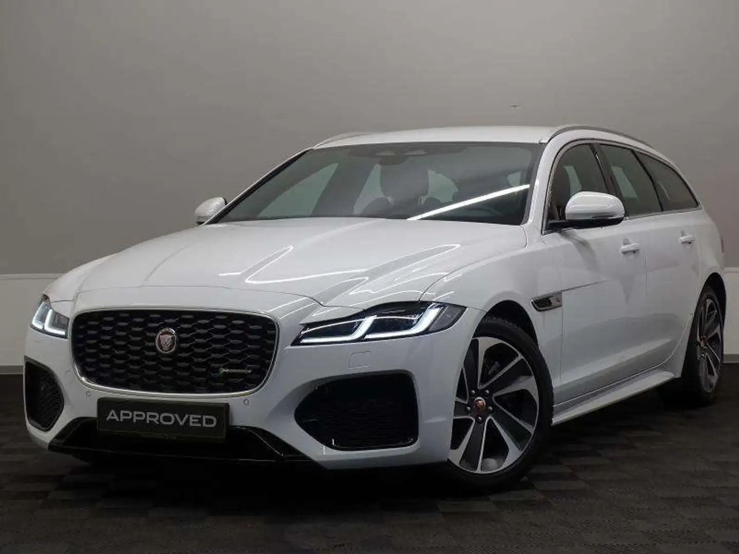 Jaguar XF Sportbrake D200 R-Dynamic S Auto RWD Blanc - 1