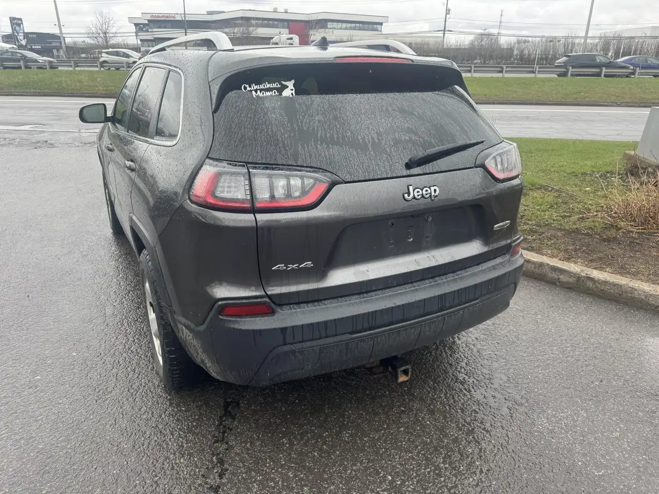 Jeep Cherokee снимка Jeep Cherokee