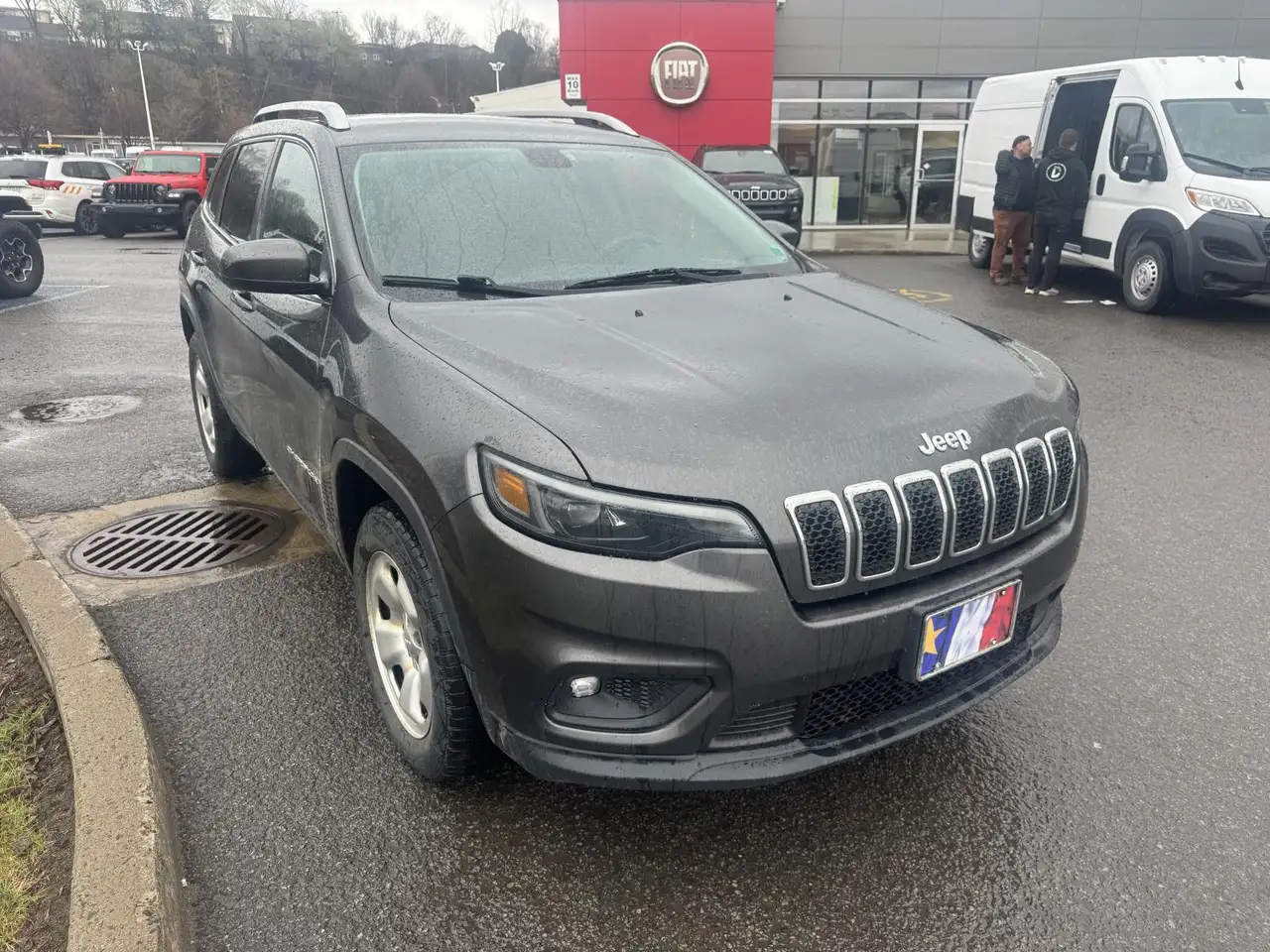 Jeep Cherokee снимка Jeep Cherokee