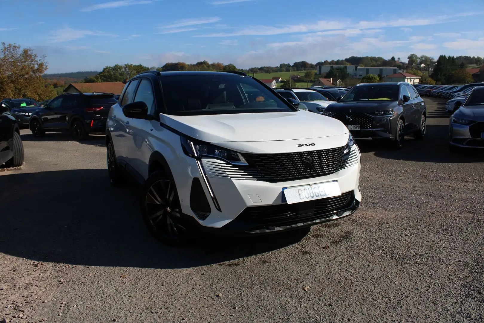 Peugeot 3008 GT 225 CV HYBRIDE GPS 3D CAMÉRA MI/CUIR JA 19 FULL LED I-COKPIT BOITE AUTO EAT-8 - 1