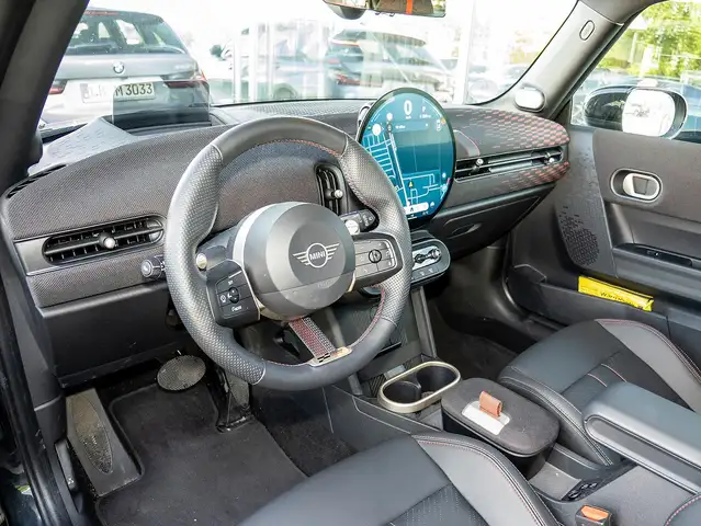 Mini Cooper Cooper view 3