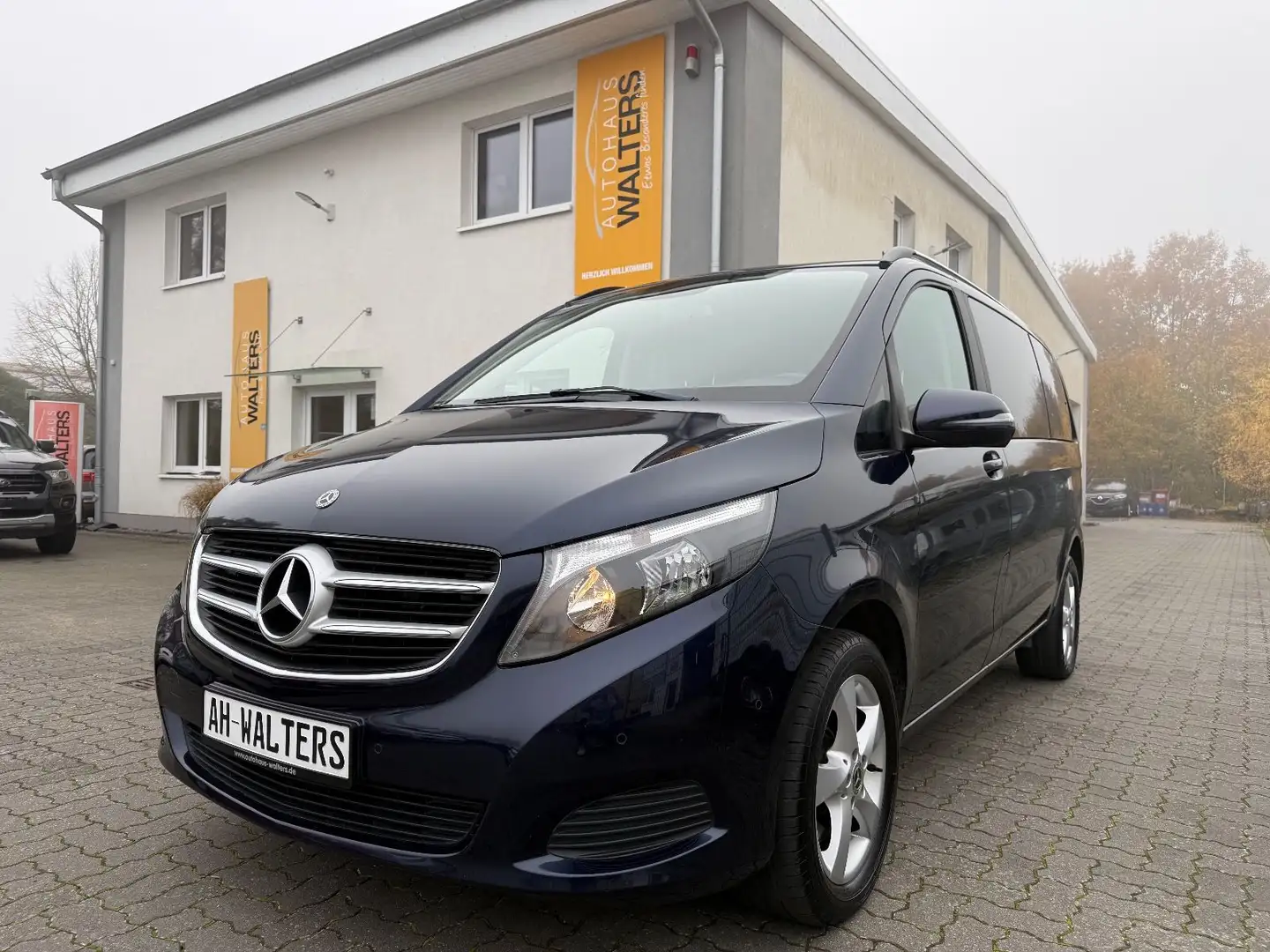 Mercedes-Benz V 250 d 4Matic Kompakt=Navi-Tempomat-7Sitzer= Bleu - 1