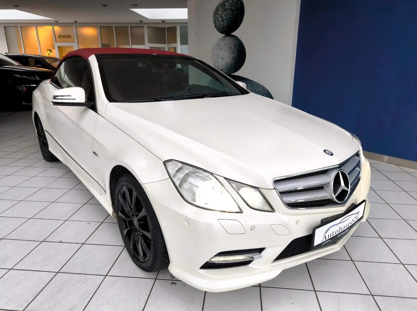 Mercedes-Benz E 350 CGI Cabrio*AMG Paket*Facelift* Weiß - 1