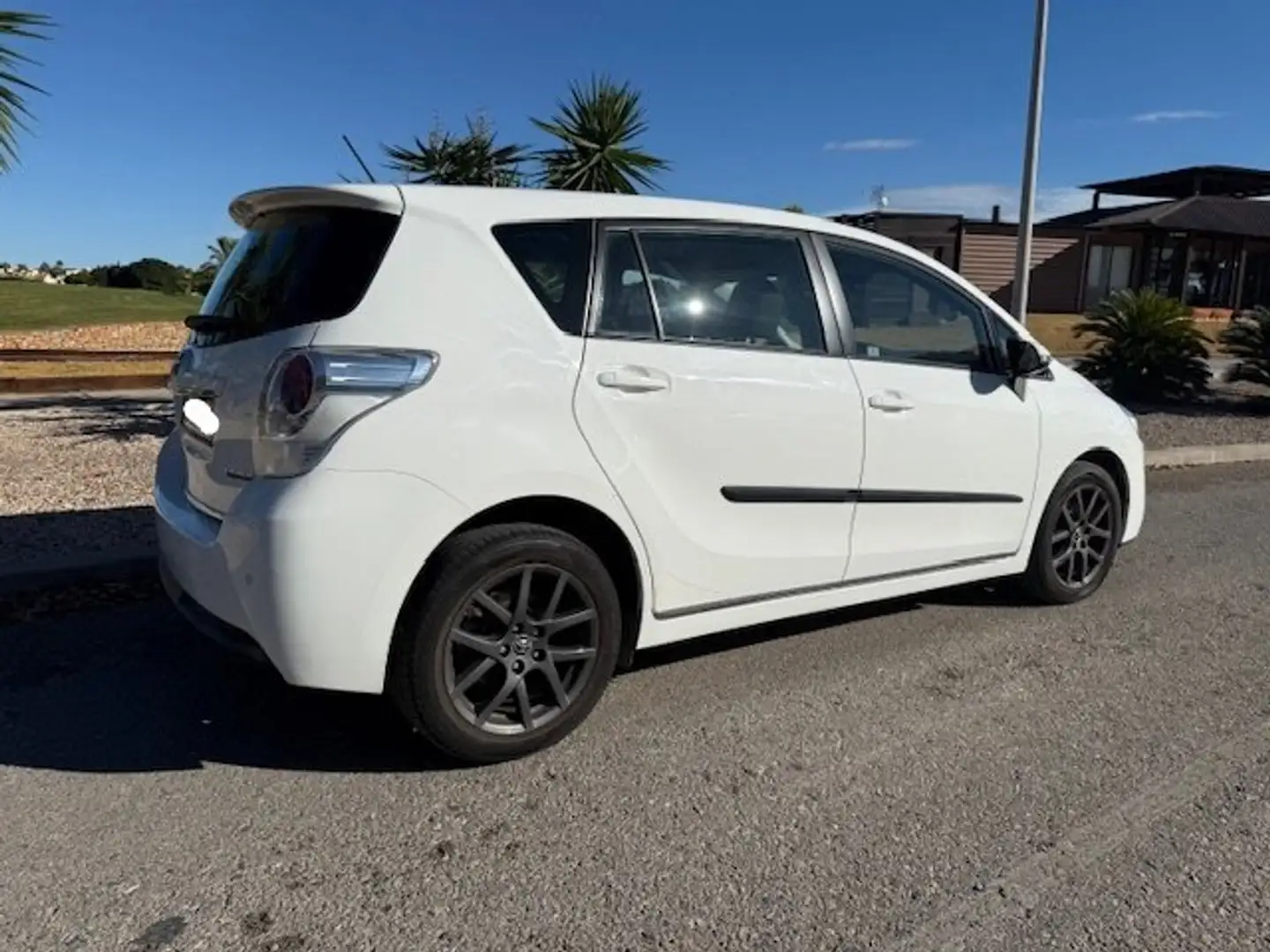 Toyota Verso Verso 1.8 Advance MultiDrive 140 Advance Blanco - 2