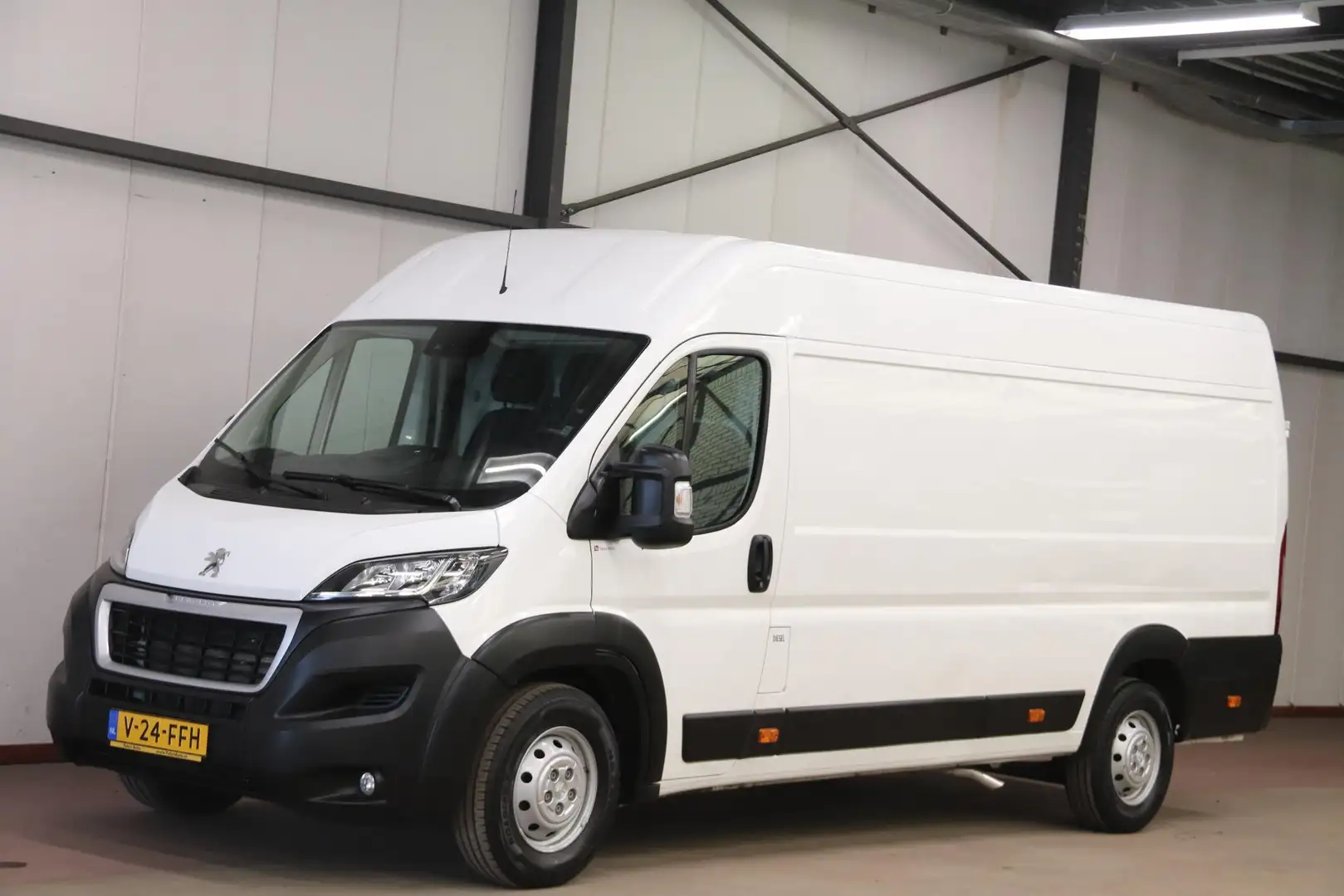Peugeot Boxer 2.2 BlueHDi L4H2 AIRCO CRUISE CONTOL EURO 6 Wit - 1