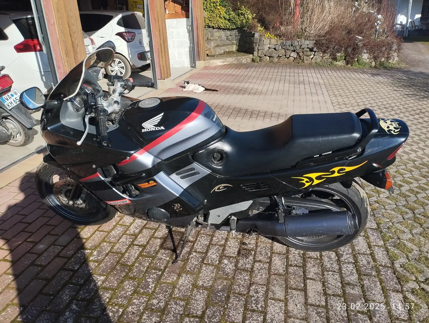 Honda CBR 1000 Grau - 2