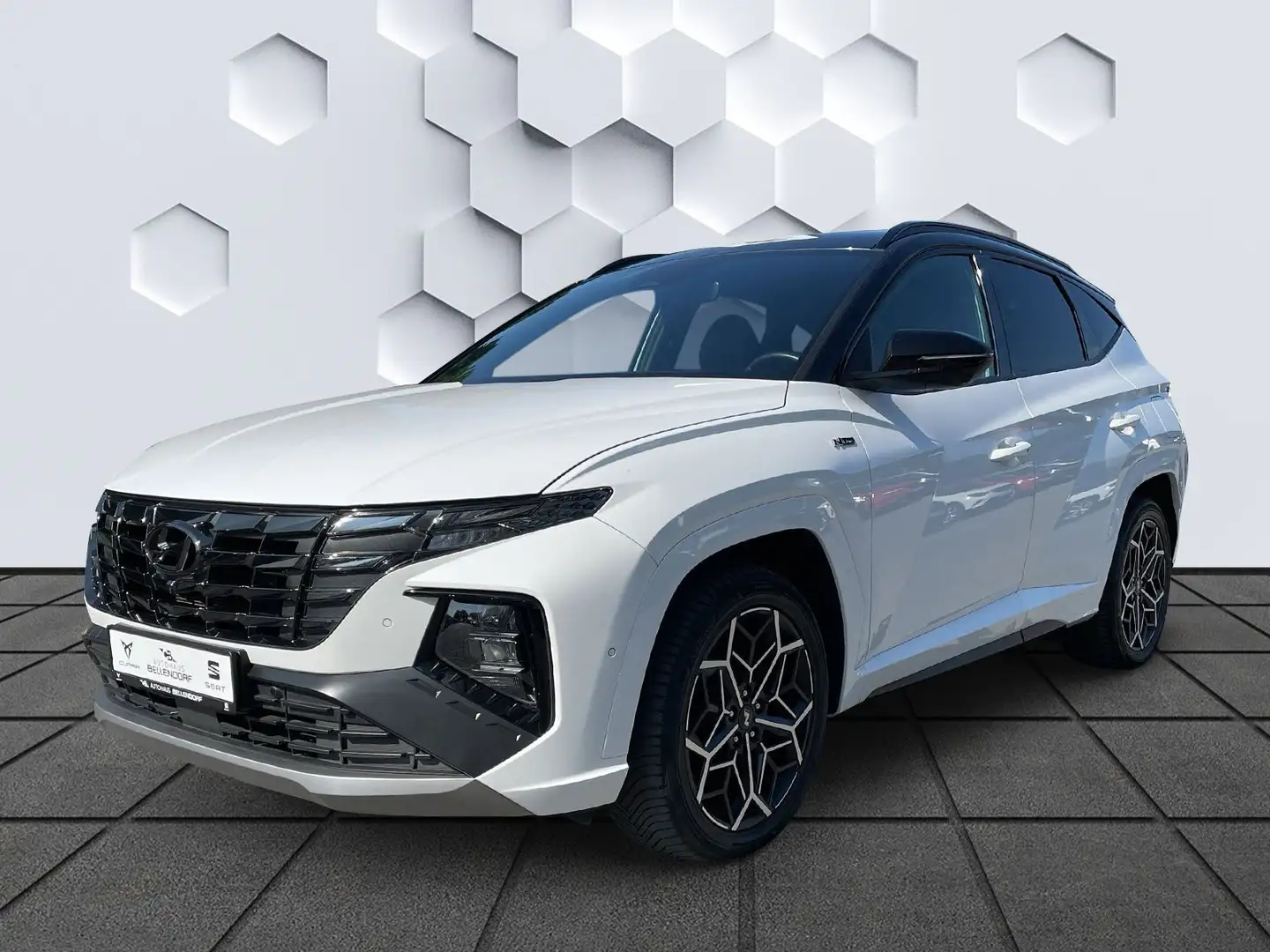 Hyundai TUCSON 1.6 T-GDI N Line Plug-In Hybrid 4WD Navi Zwart - 1
