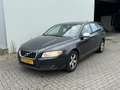 Volvo V70 2.0 Kinetic ✅ Leer ✅ Navigatie ✅ Airco Grijs - thumbnail 2