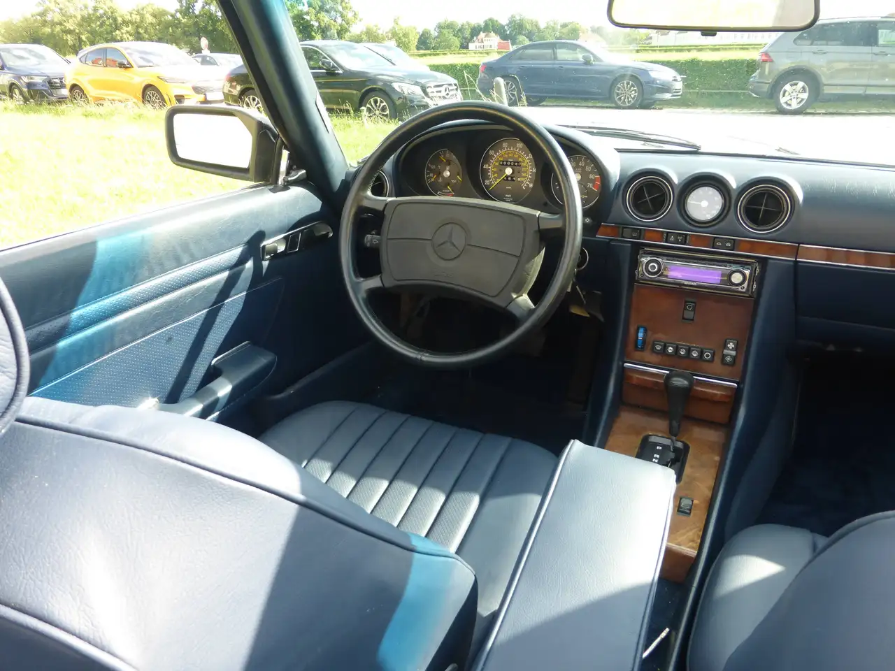 Mercedes-Benz 560 SL, foto 9