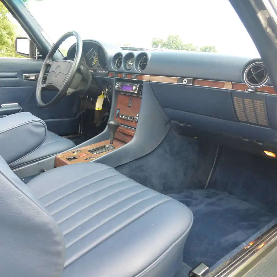 Mercedes-Benz 560 SL, foto 12
