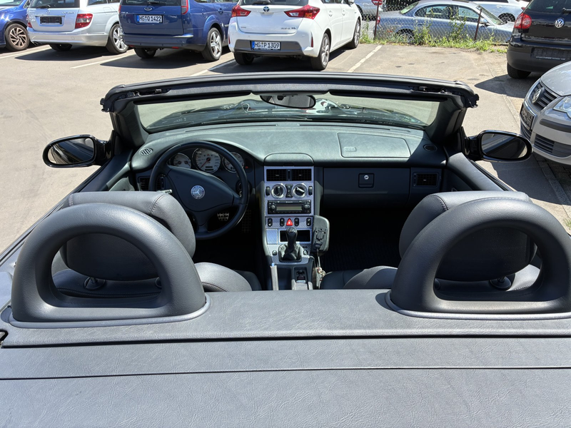 Mercedes-Benz SLK 200 — photo 9