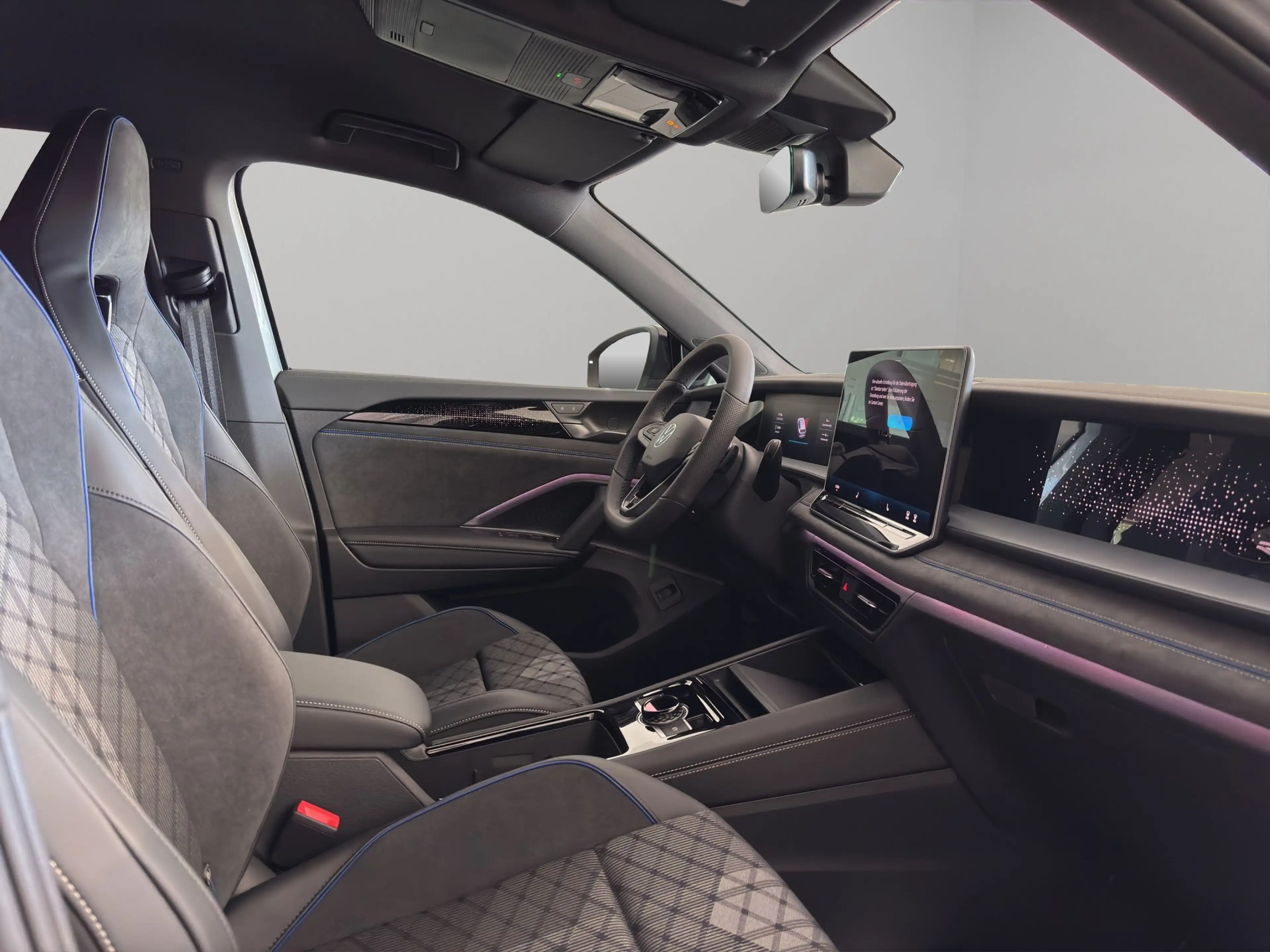 Volkswagen Tayron R-Line 2.0 l TDI 4MOTION DSG — photo 6