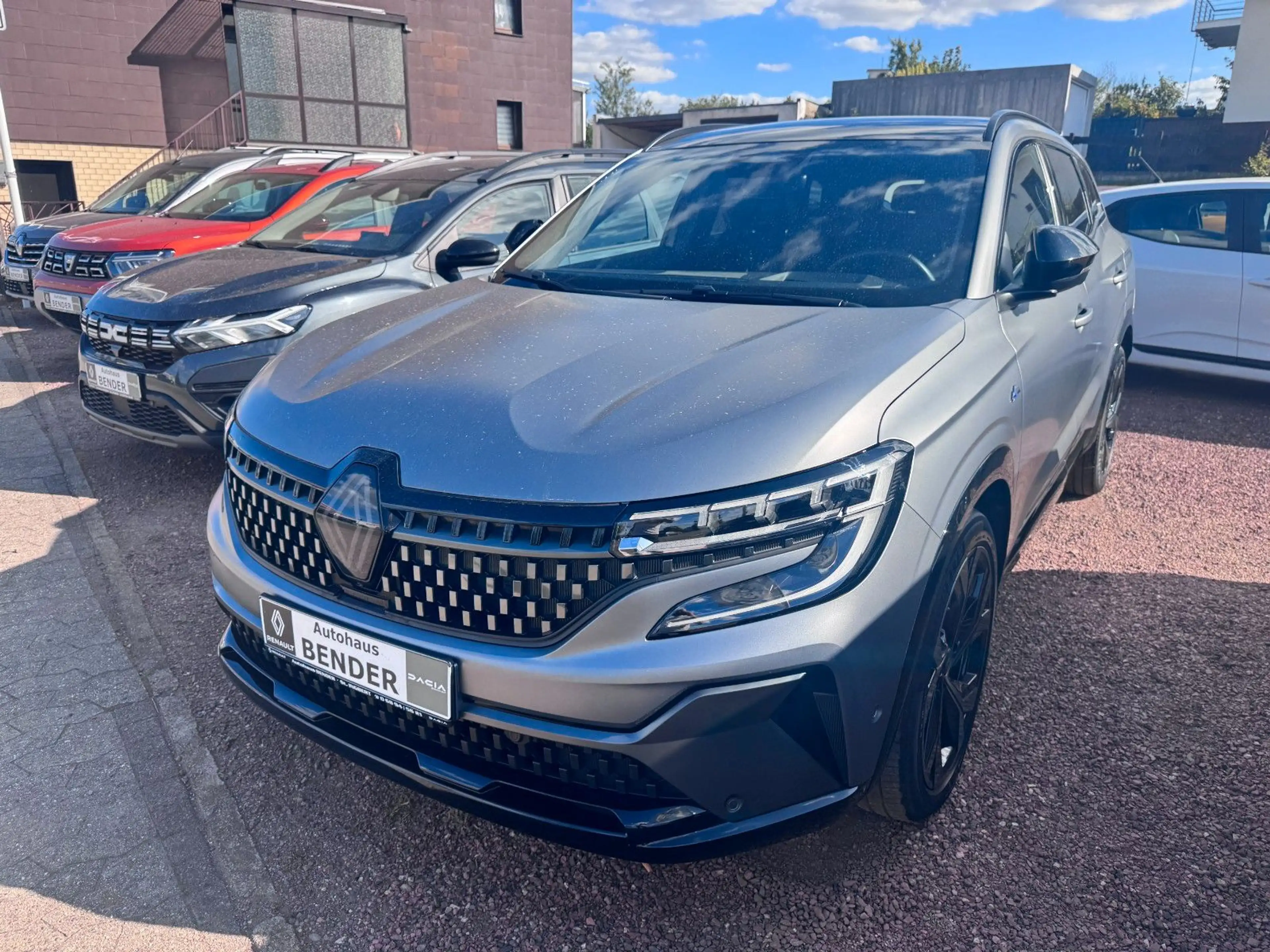 Renault Espace 6 Esprit Alpine E-Tech Hybrid 200 7-Sitze — photo 3