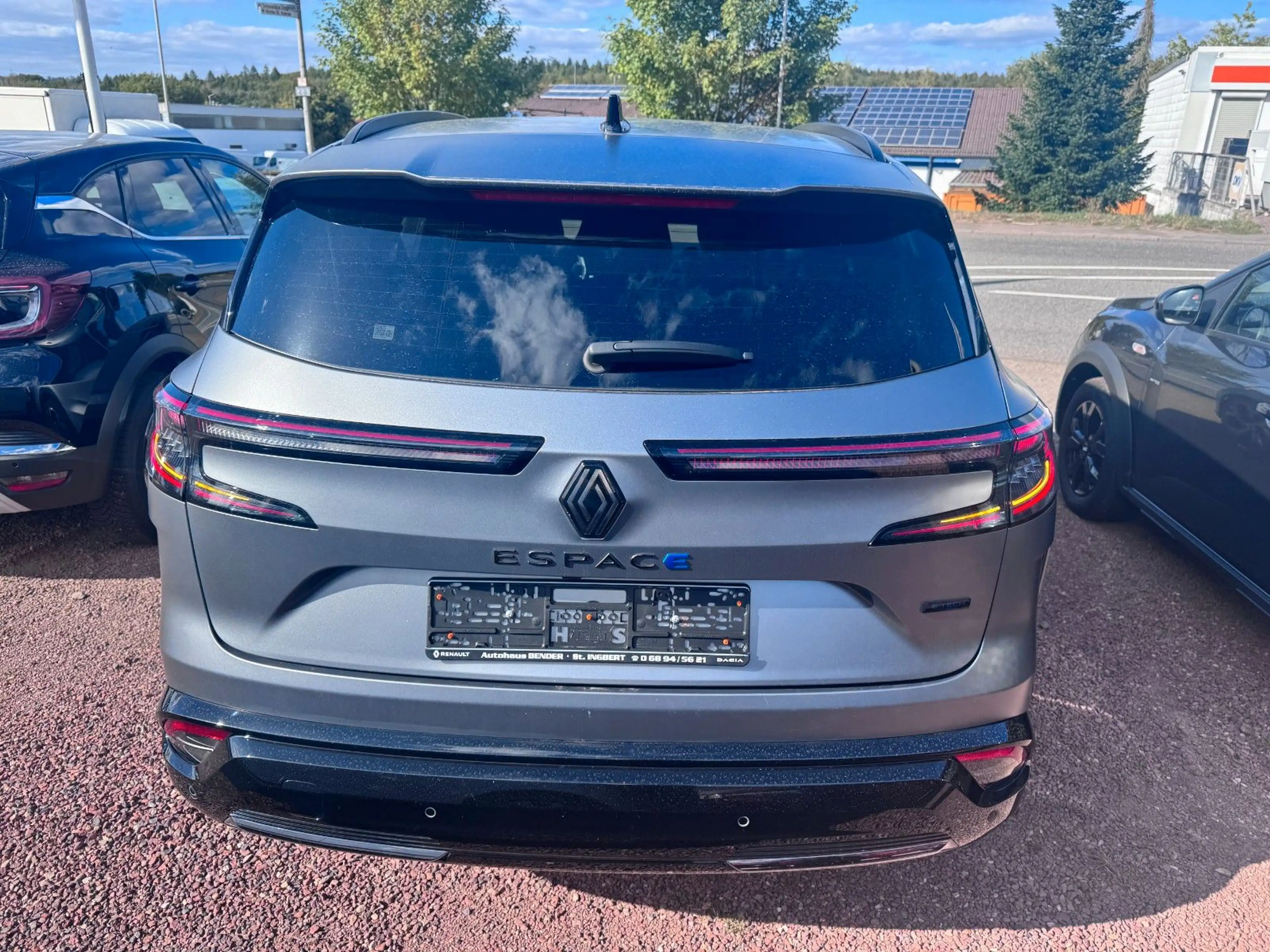 Renault Espace 6 Esprit Alpine E-Tech Hybrid 200 7-Sitze — photo 8