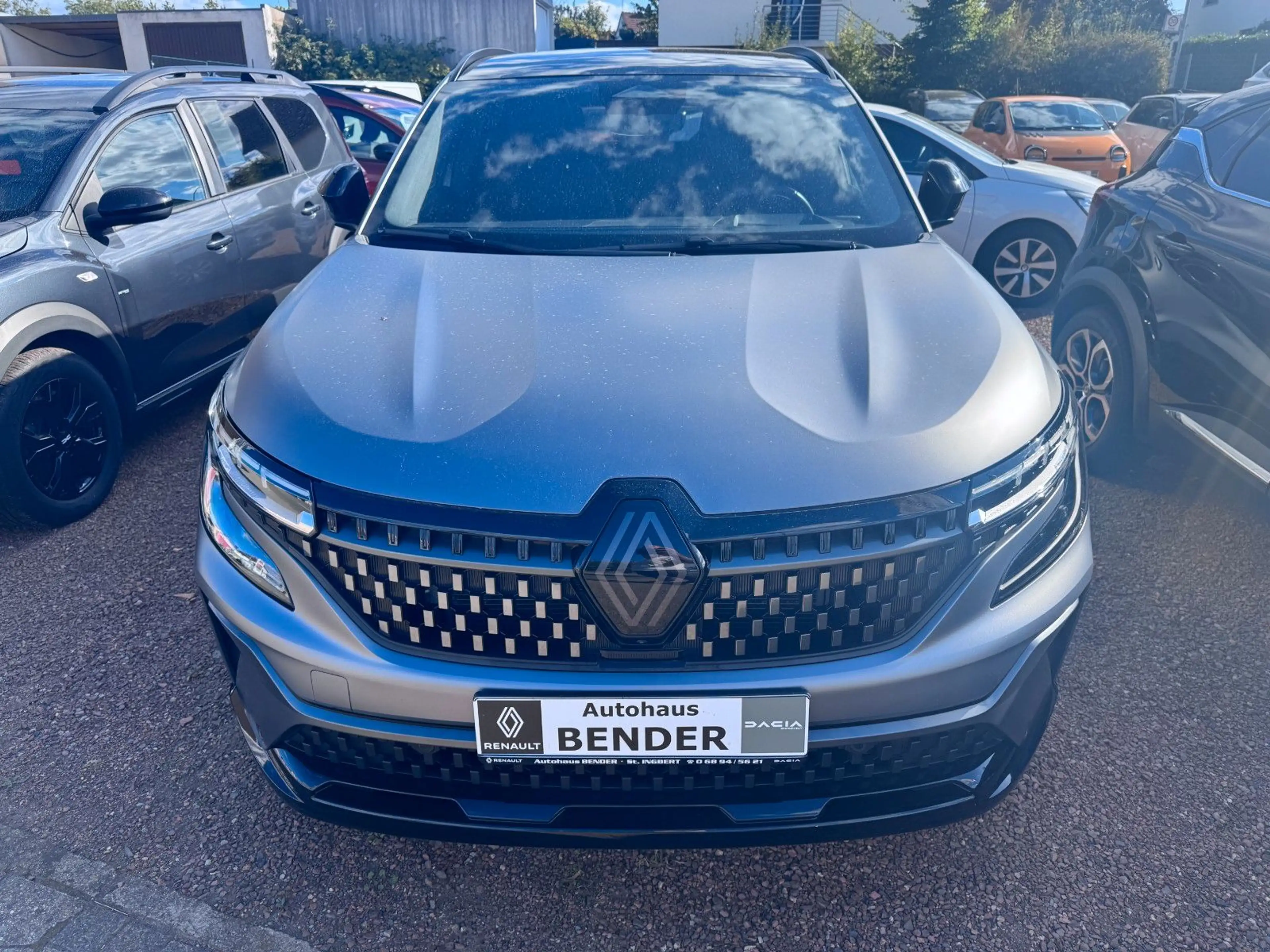 Renault Espace 6 Esprit Alpine E-Tech Hybrid 200 7-Sitze — photo 4