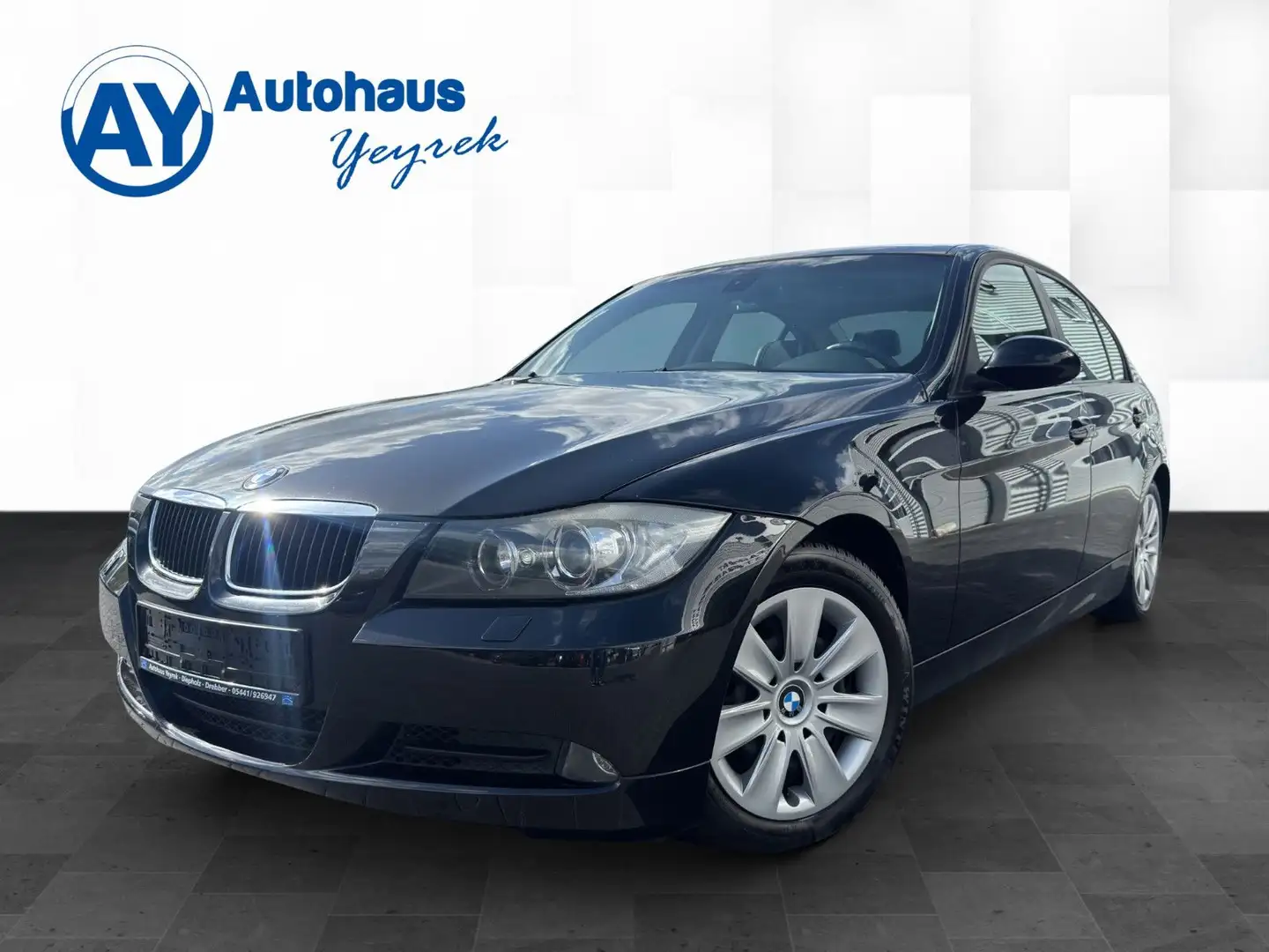 BMW 320 i Lim. *NAV*Xenon*Sport*PDC*Export* Schwarz - 1