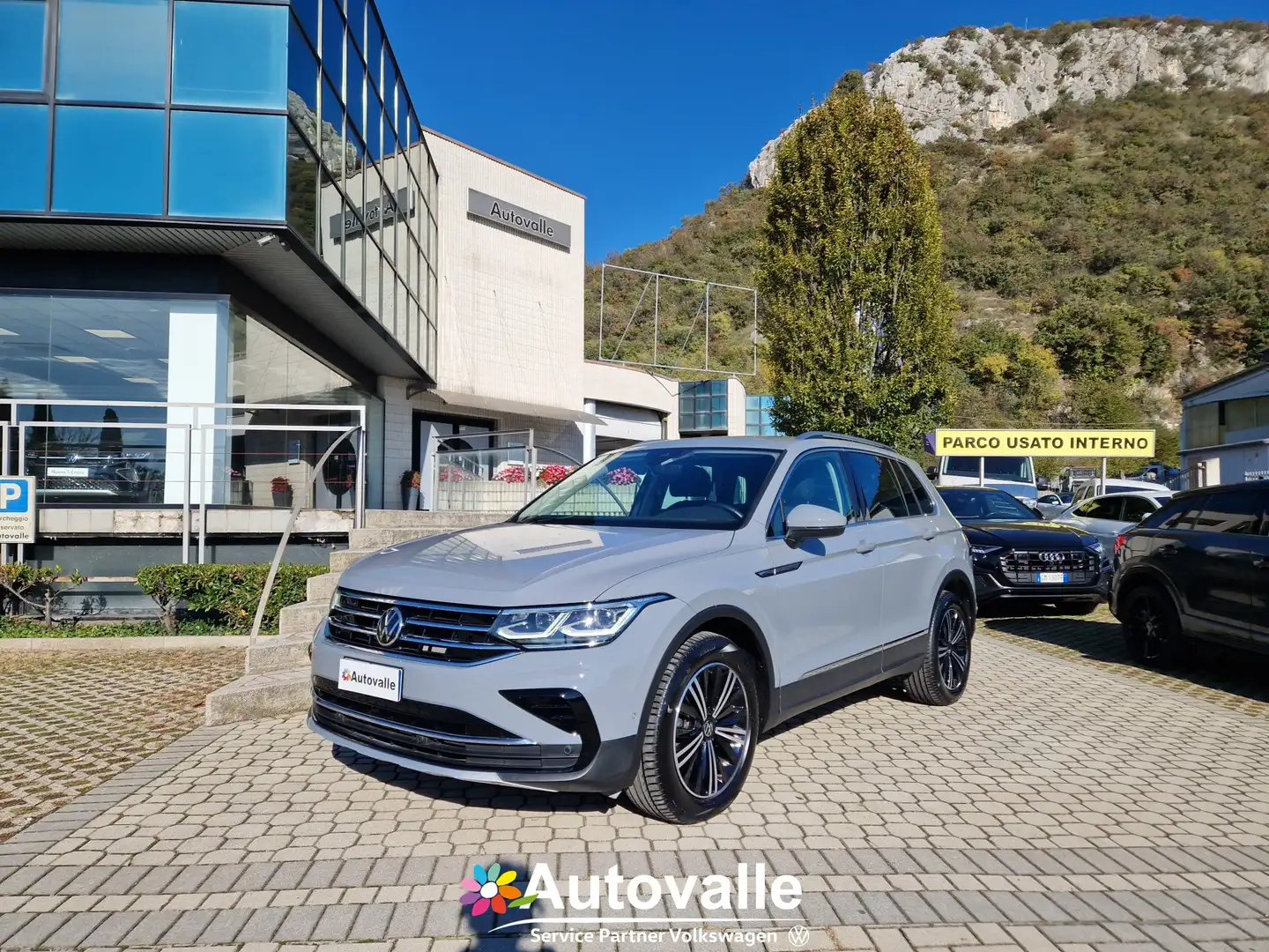 Volkswagen Tiguan Tiguan 2.0 TDI 150 CV SCR DSG Elegance Grigio - 1