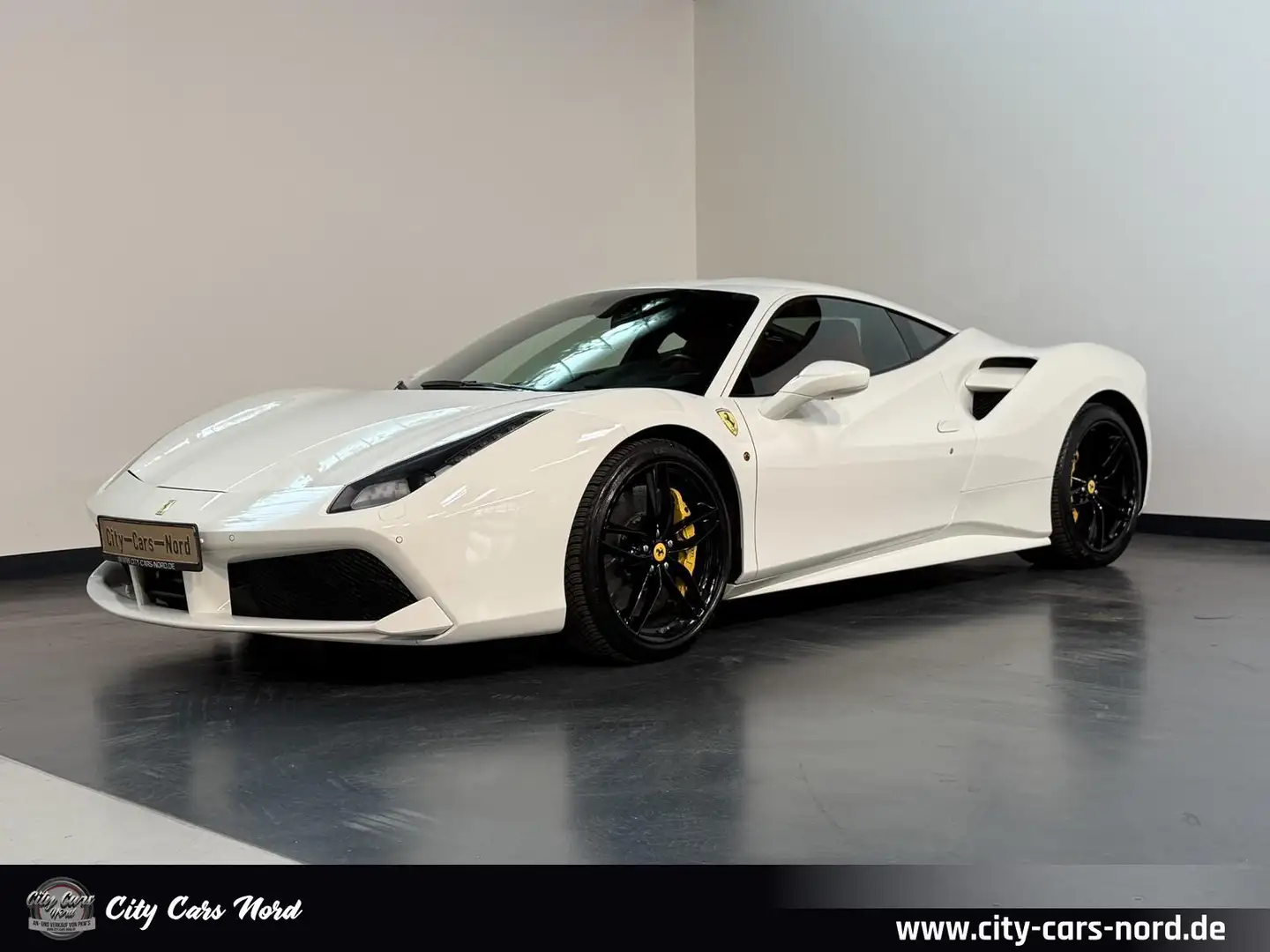 Ferrari 488 GTB Coupé RACING SEATS-LIFT-KAMERA-SCUDERIA Weiß - 1