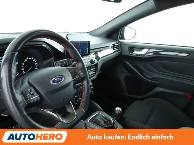 Ford Focus view 11