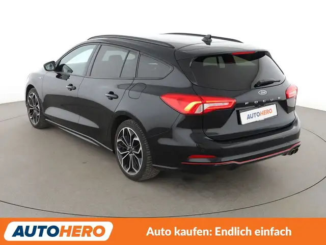 Ford Focus view 4