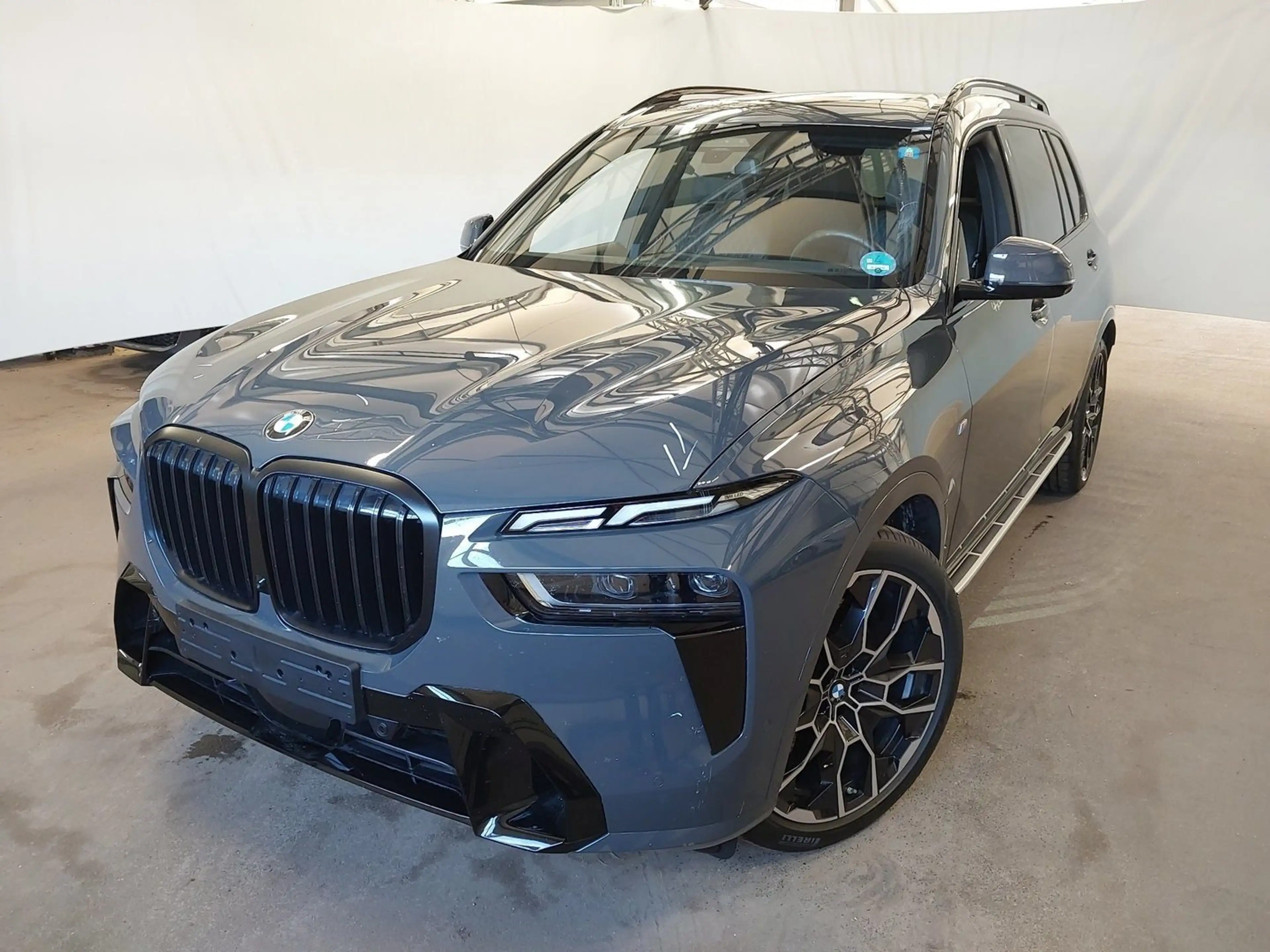 BMW X7 xDrive40d M Paket Pro Sky Lounge Standheiz. Anhäng — photo 2
