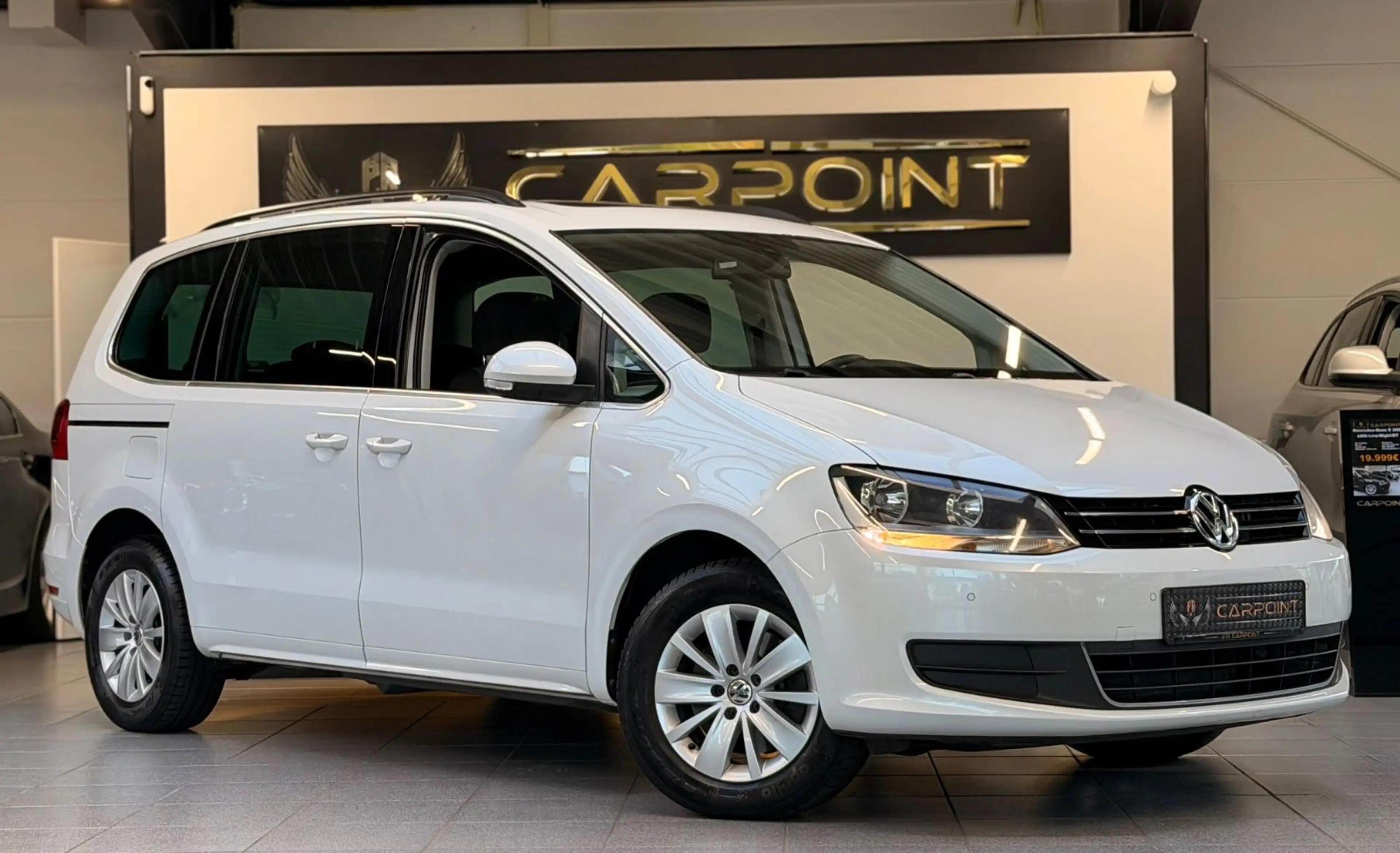 Volkswagen Sharan BMT AHK/PDC/PANORAMA/Navi/BT