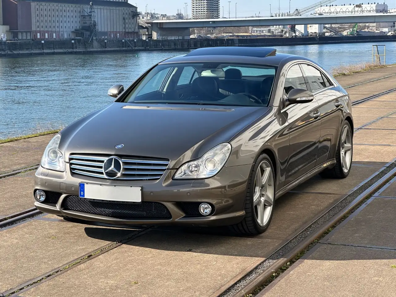 Mercedes-Benz CLS 500