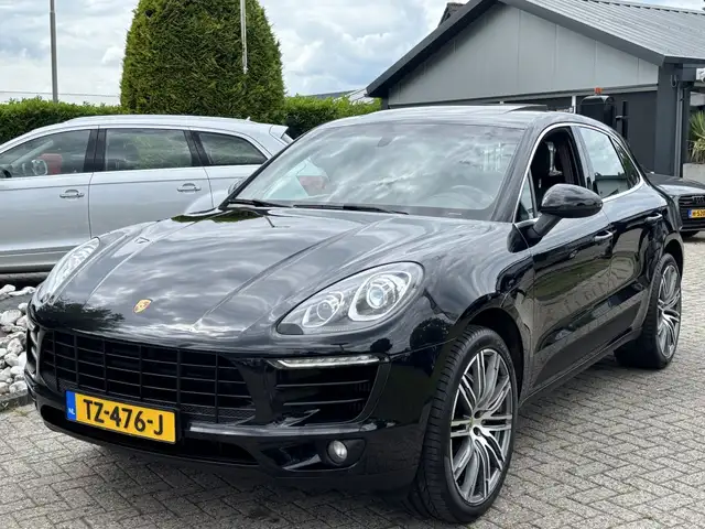 2014 Porsche Macan in Black for sale
