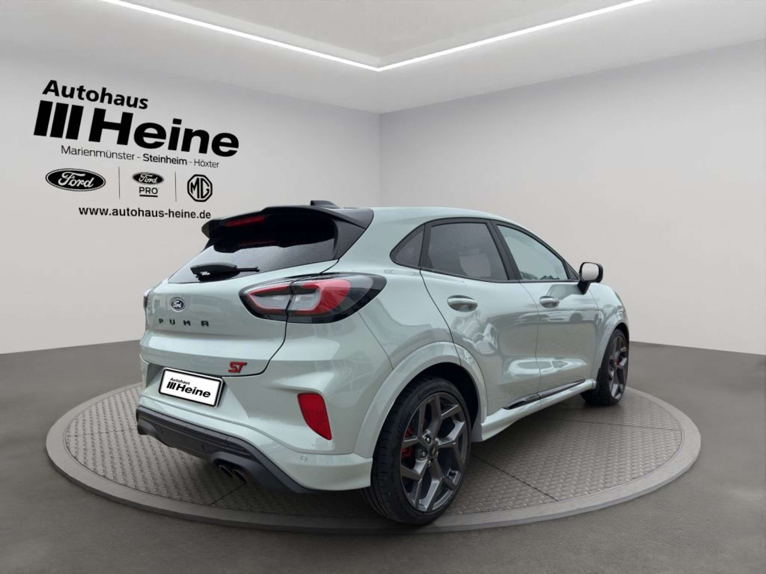 Fahrzeugabbildung Ford Puma ST 160 PS AUTOMATIK *AHK*LED*B&O* INKL. FLATRATE+ - mit KI generiert/bearbeitet